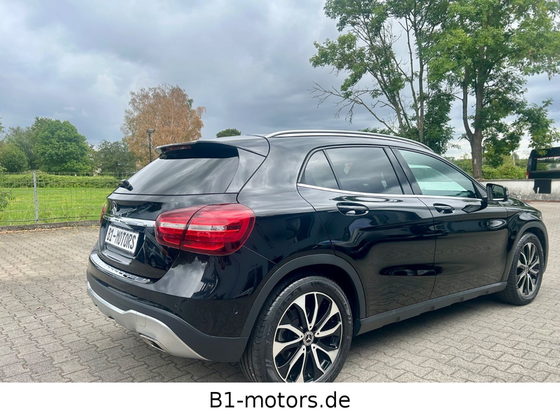 Mercedes-Benz GLA 220 CDI / d 4Matic*LED*Navi*AHK*Stand-HZG*1A — photo 15