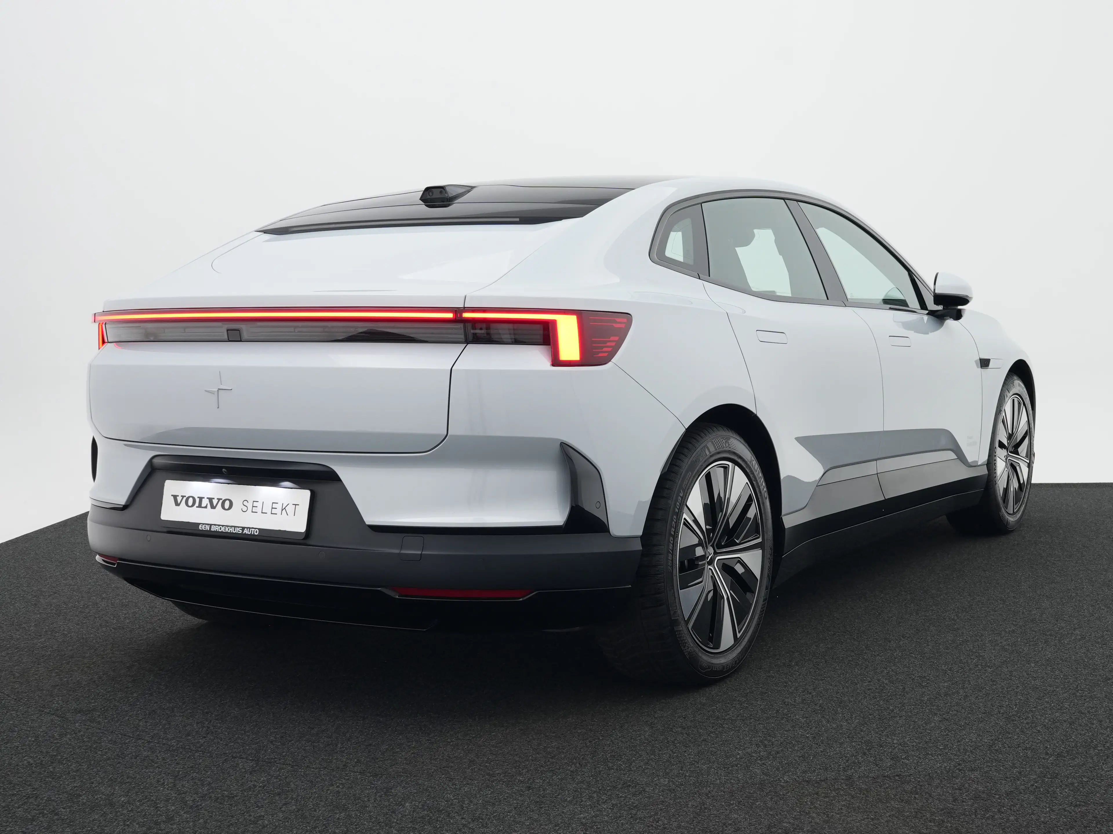 Polestar 4 100 kWh Long Range Single | 360° Camera | Adaptive — photo 2