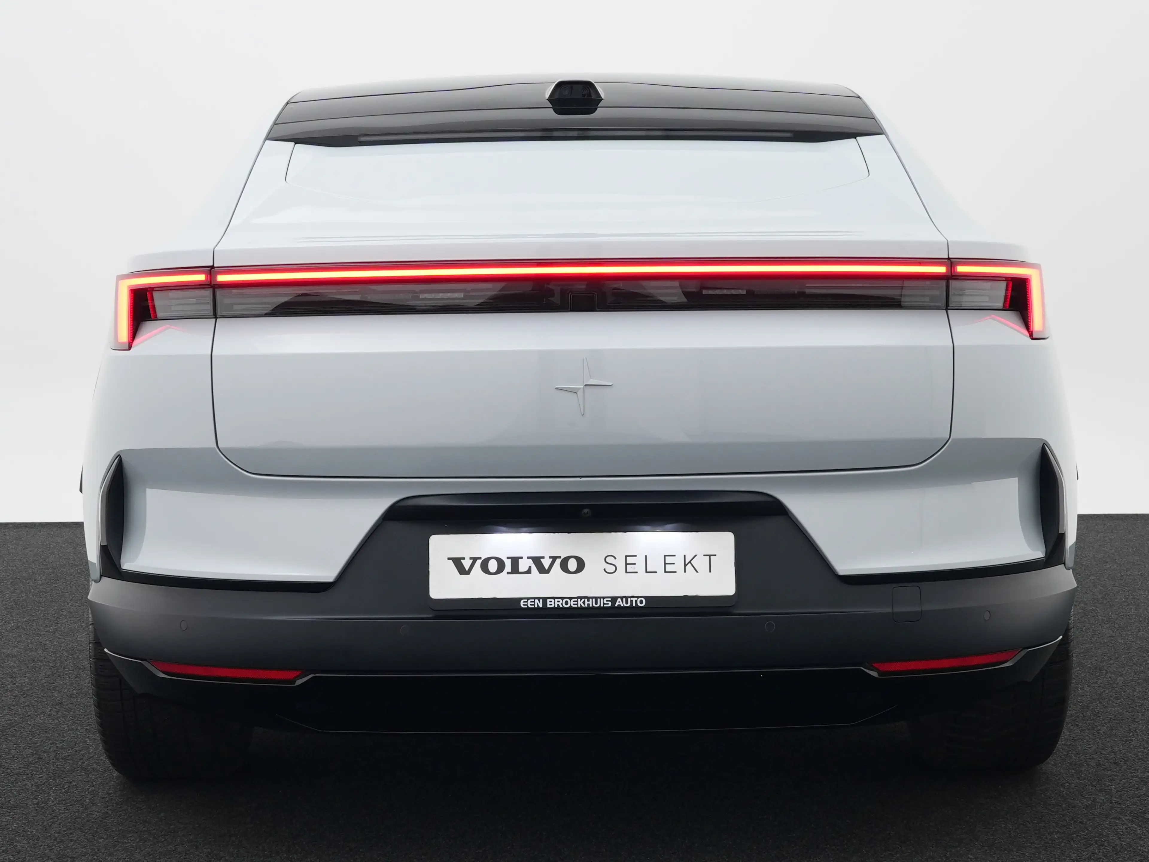 Polestar 4 100 kWh Long Range Single | 360° Camera | Adaptive — photo 6