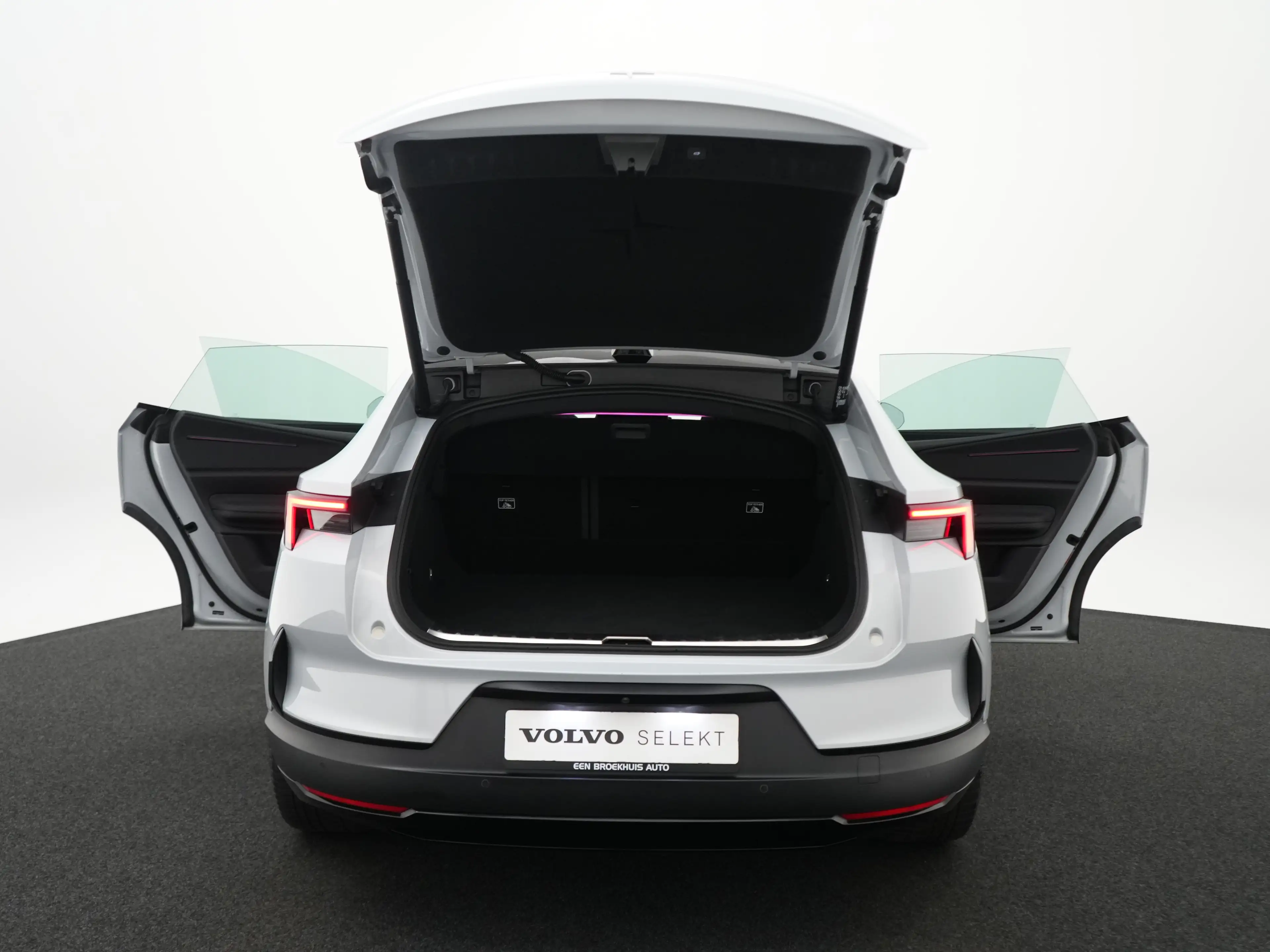 Polestar 4 100 kWh Long Range Single | 360° Camera | Adaptive — photo 14