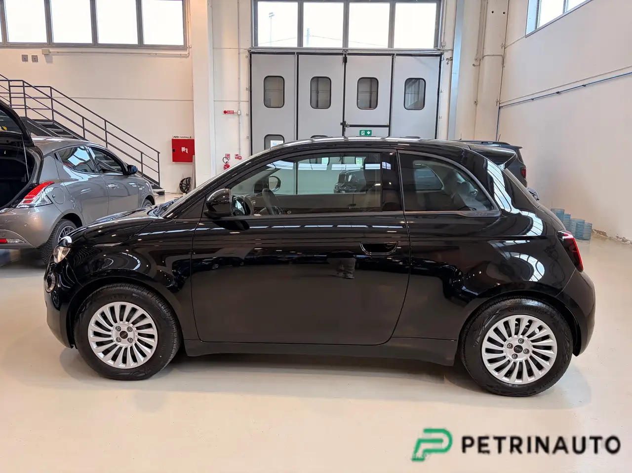 Fiat 500e 42 kWh hatchback-320 berlina Nazionale 5