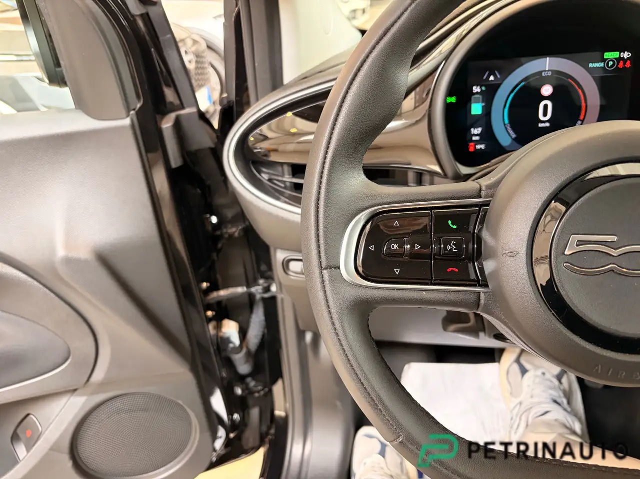 Fiat 500e 42 kWh hatchback-320 berlina Nazionale 13