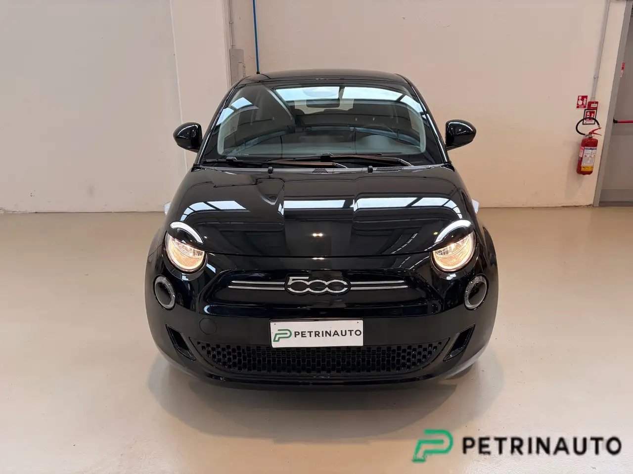 Fiat 500e 42 kWh hatchback-320 berlina Nazionale 2
