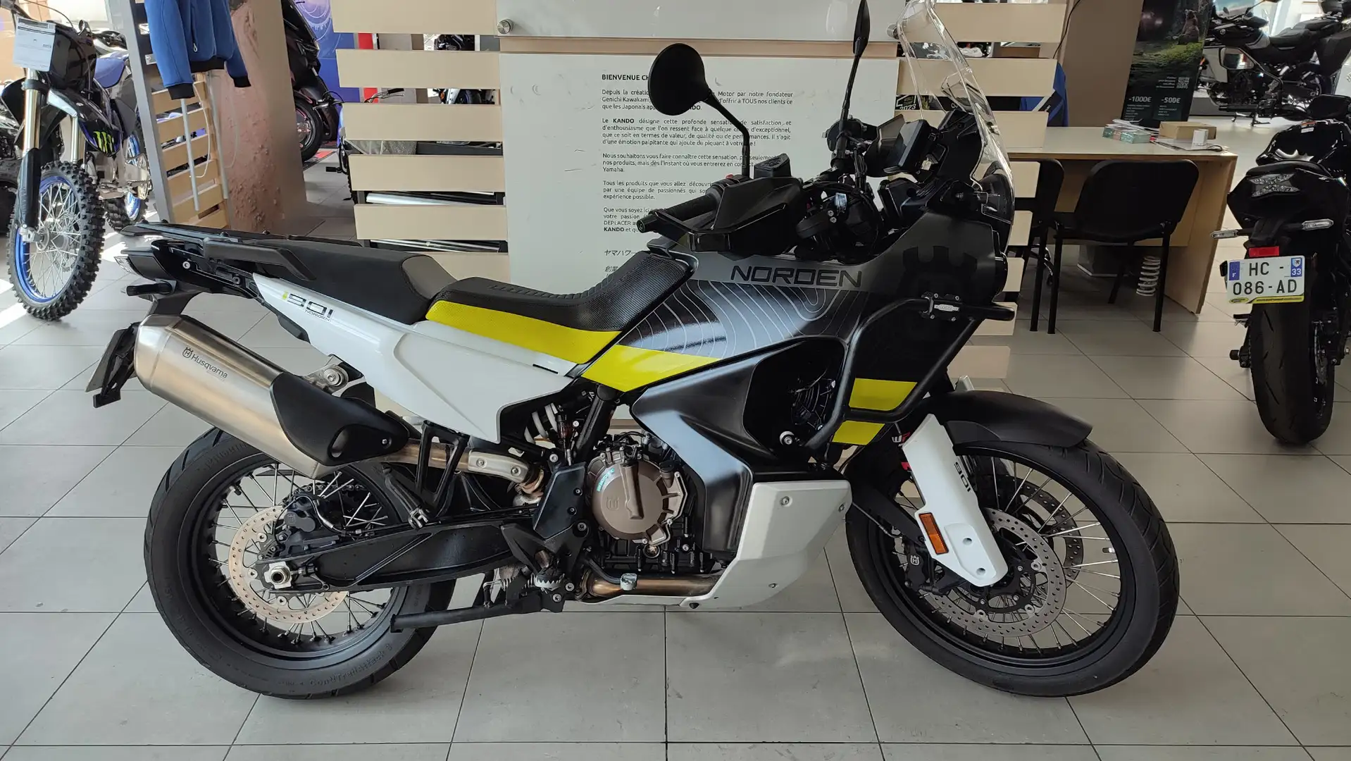 Husqvarna Norden 901 Noir - 1