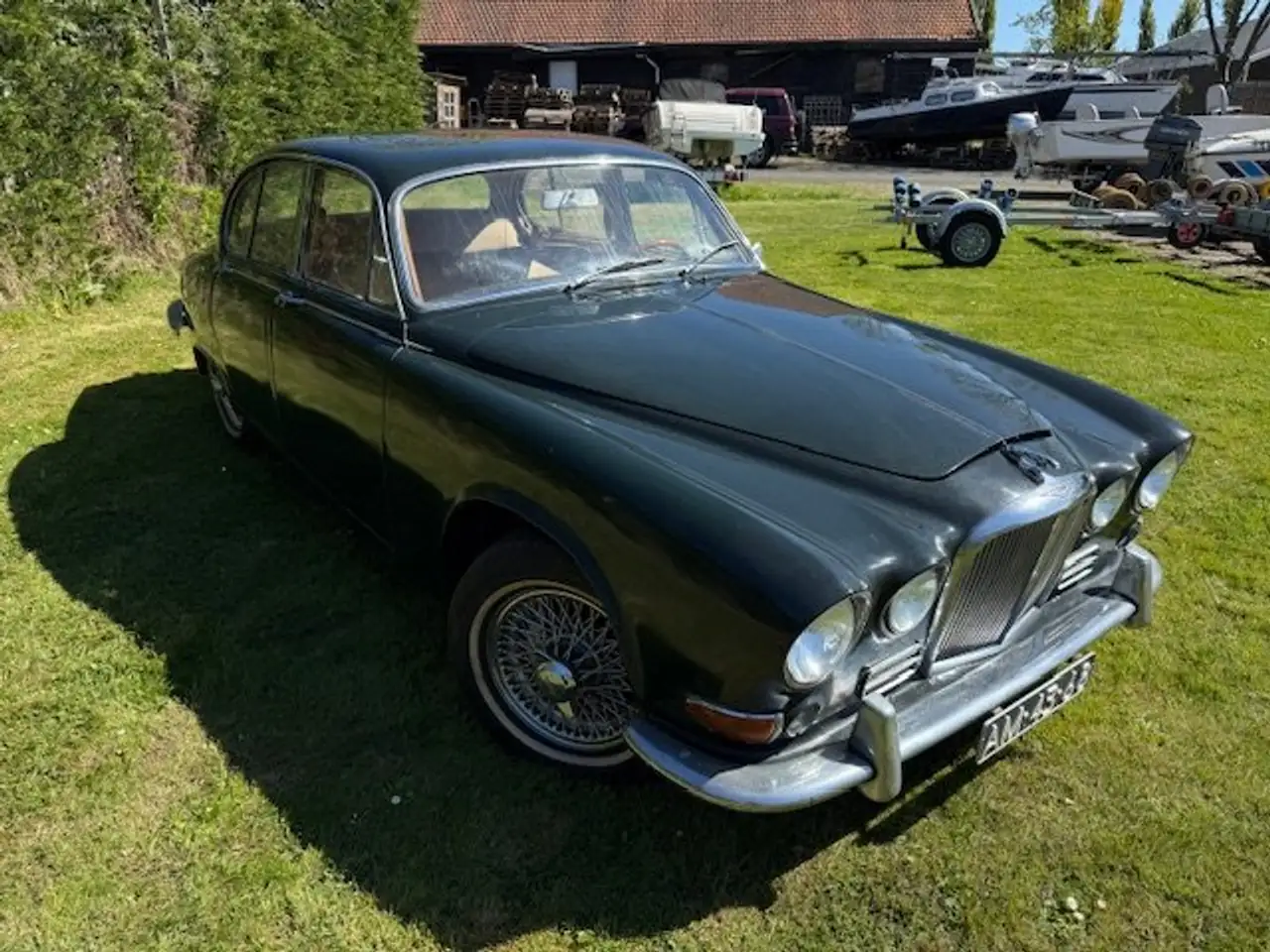 Jaguar 420, foto 4