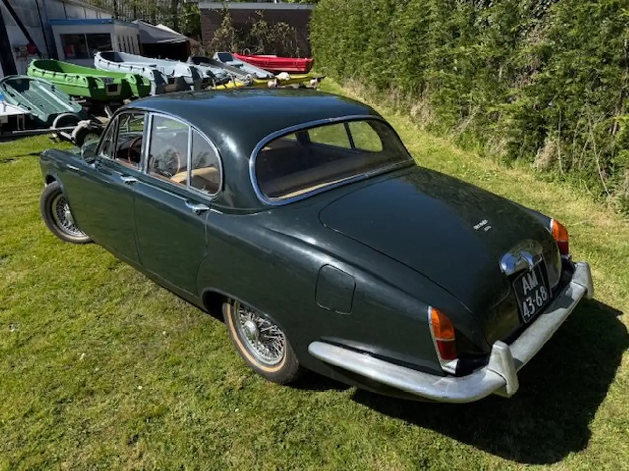 Jaguar 420, foto 3