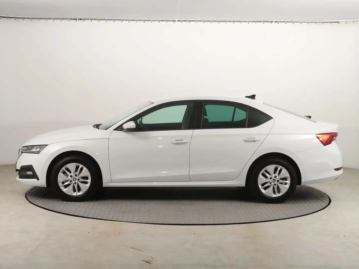 Skoda Octavia 1.5TSI DSG Amb. Winterpaket+ACC+Kessy Weiß - 2