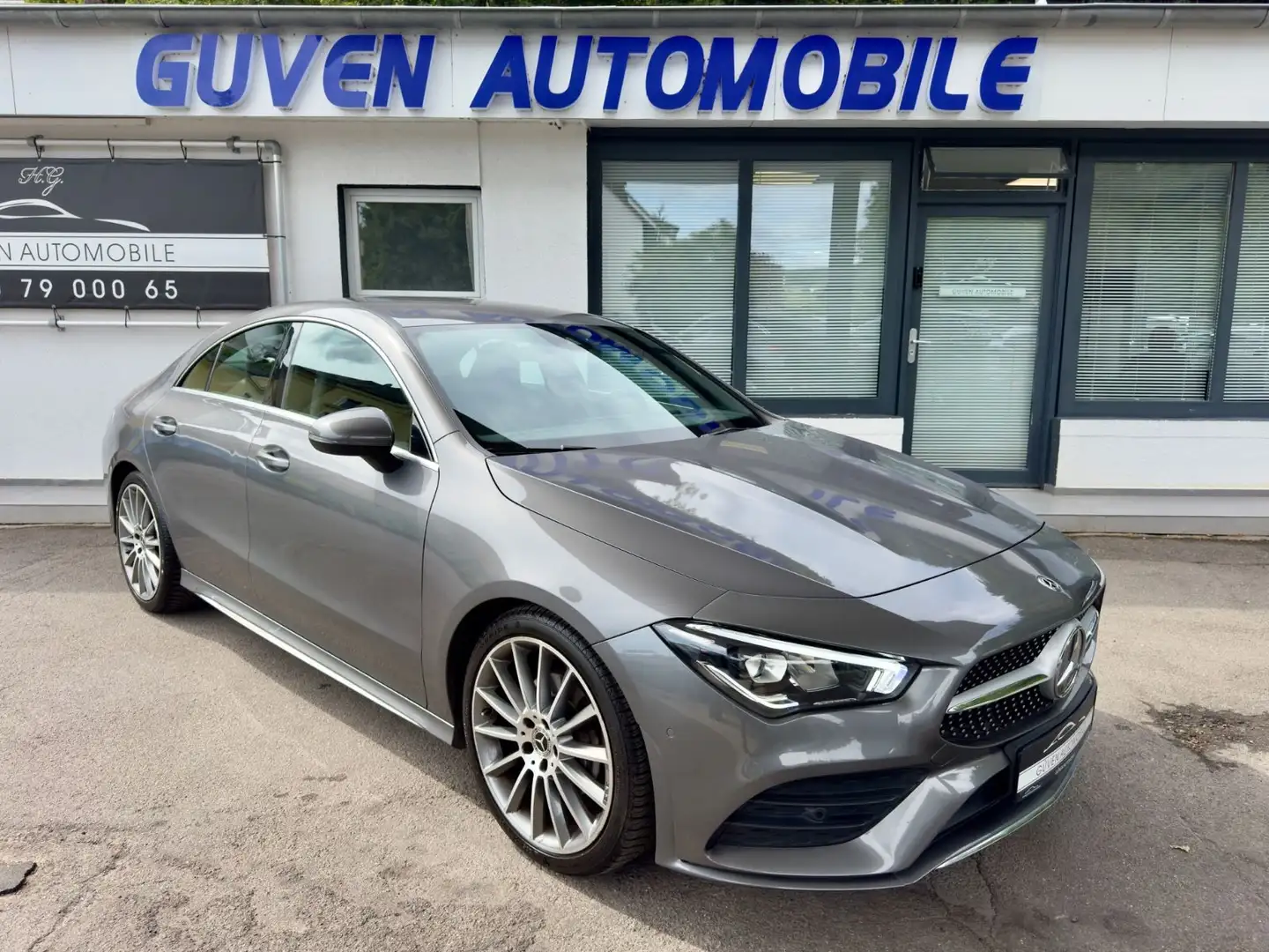 Mercedes-Benz CLA 180 AMG-LINE WIDESCREEN LED Grau - 2
