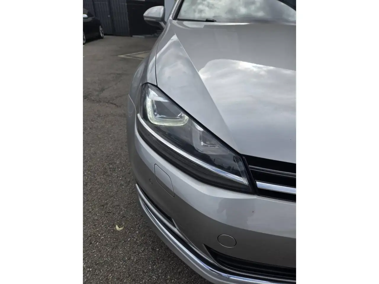 Volkswagen Golf Standard Model