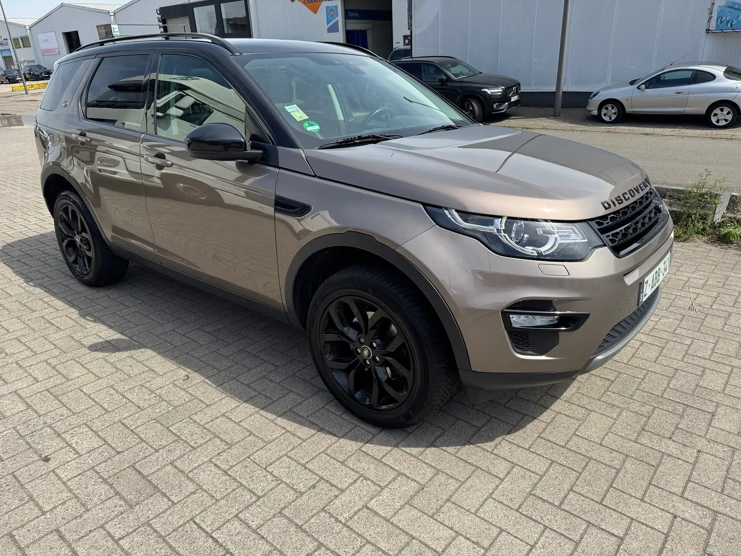 Land Rover Discovery Sport Discovery Sport TD4 Aut. HSE LuxuryTopstaat! Brun - 2