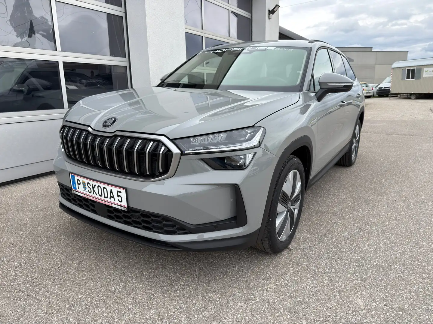 Skoda Kodiaq Selection TDI DSG Grau - 1