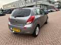 Hyundai i20 1.2i i-Deal AIRCO Volledig onderhouden APK 10-2026 Gris - thumbnail 3