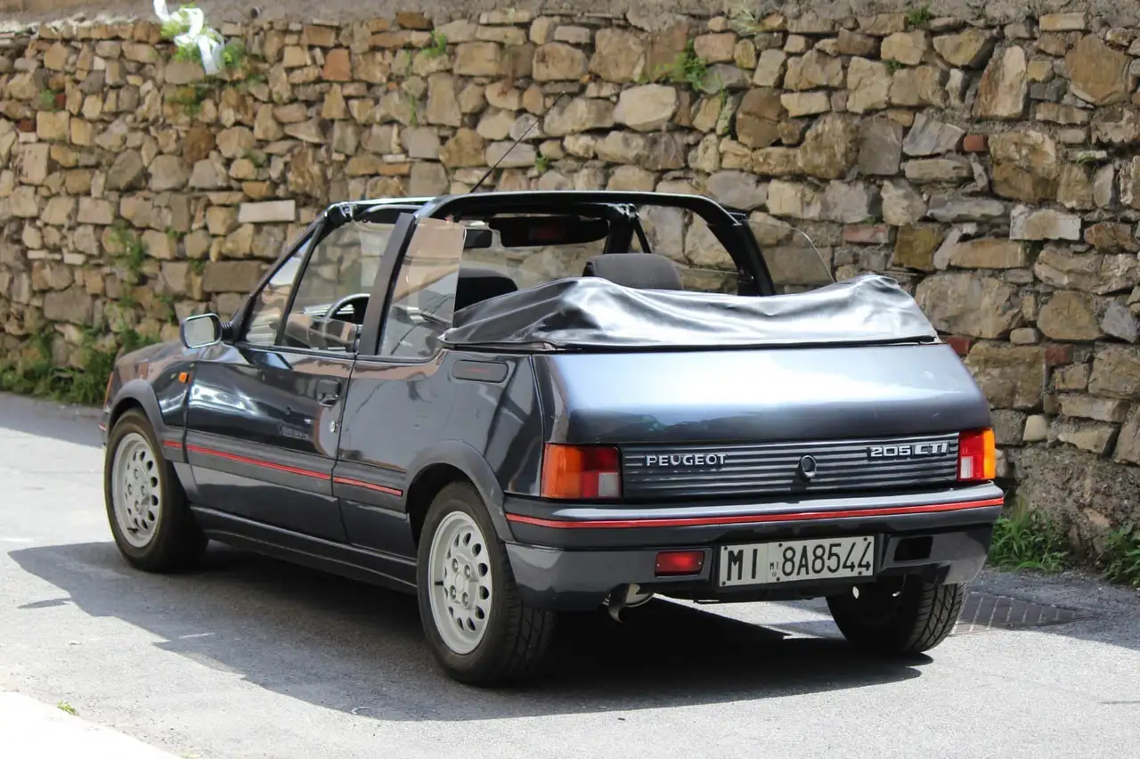 Peugeot 205 Cabrio 1.6 CTI, foto 2