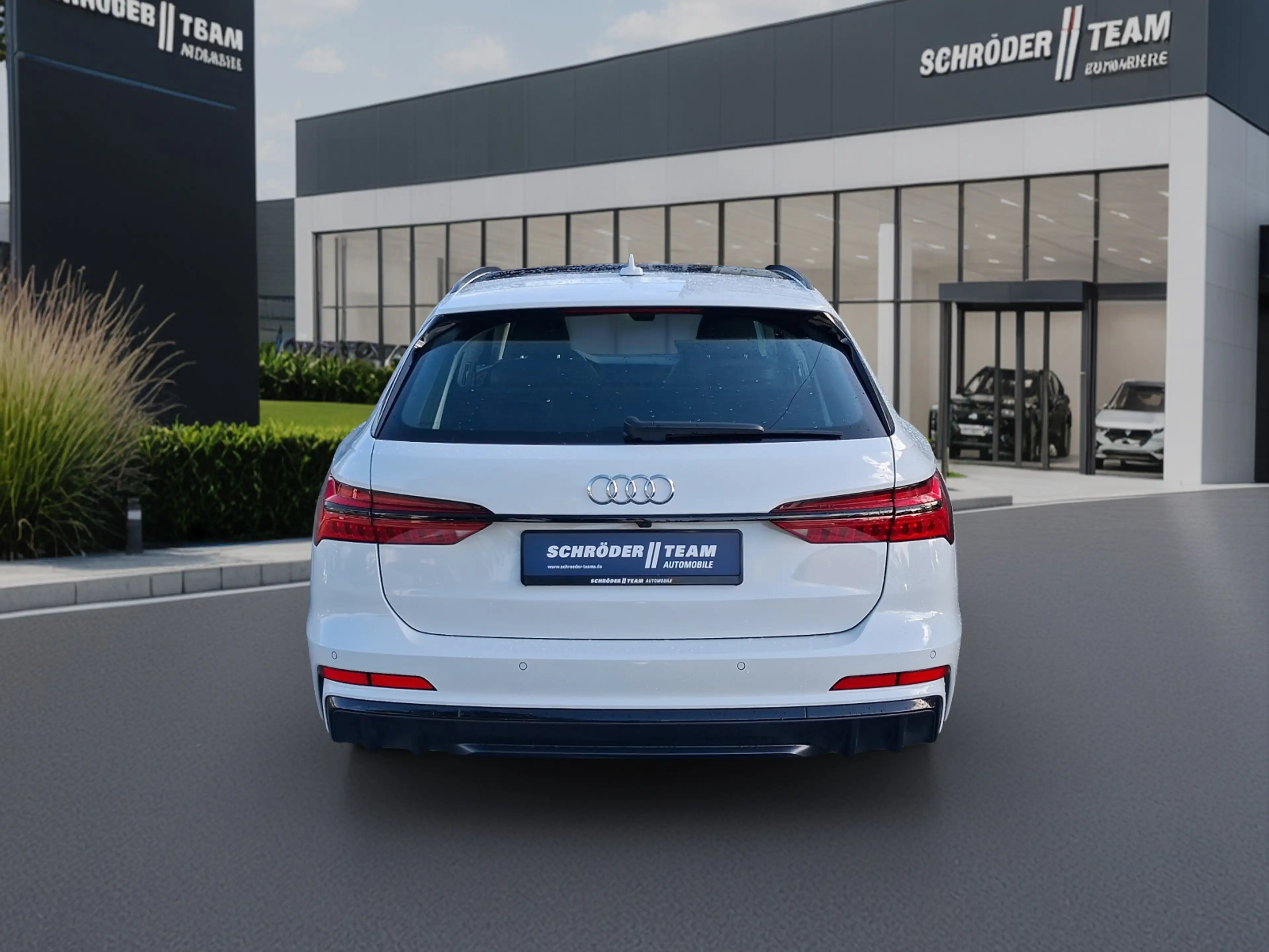 Audi S6 Avant 3.0 TDI quattro Pano Matrix ACC Ambiente ... — photo 4