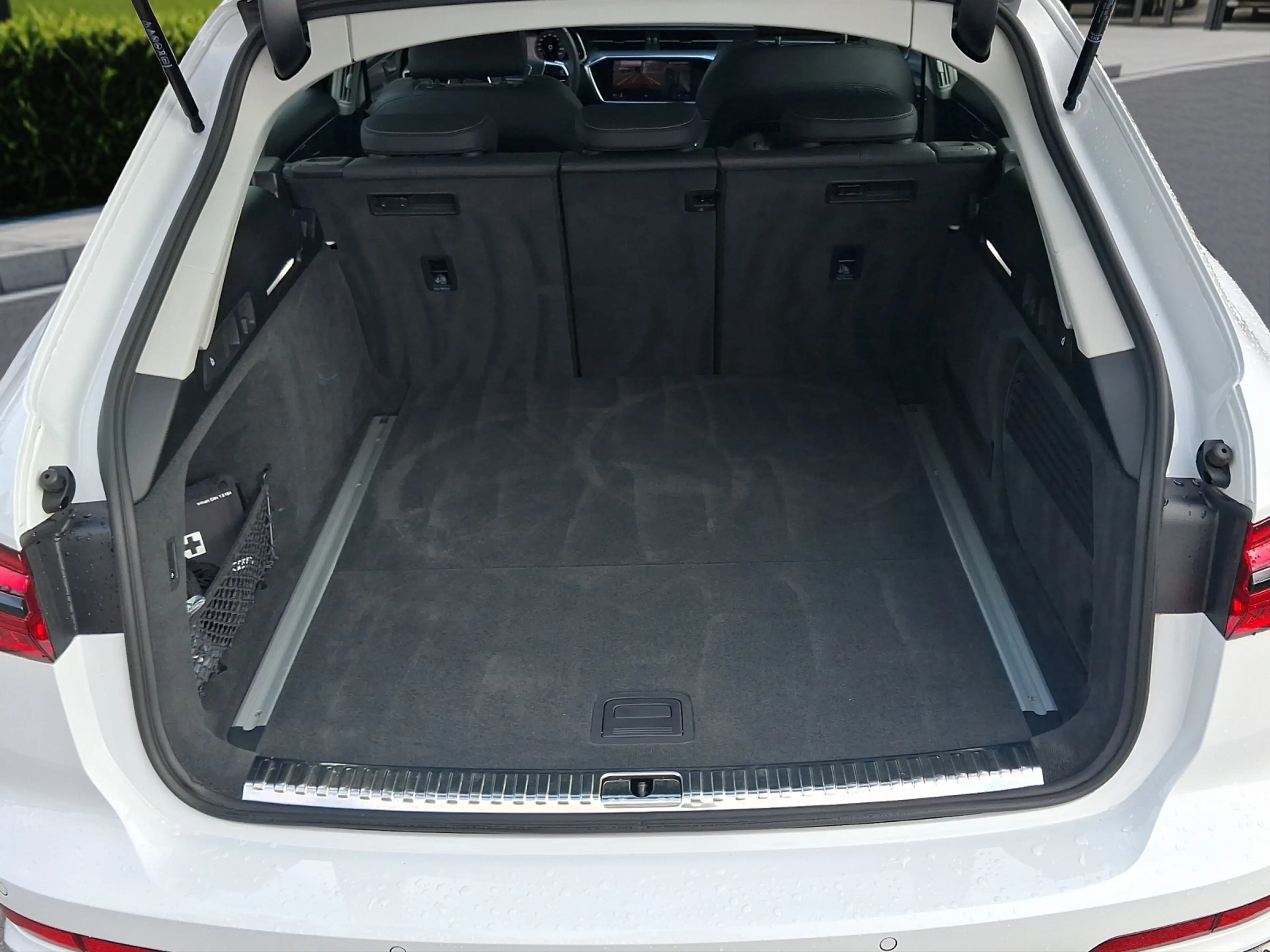 Audi S6 Avant 3.0 TDI quattro Pano Matrix ACC Ambiente ... — photo 14