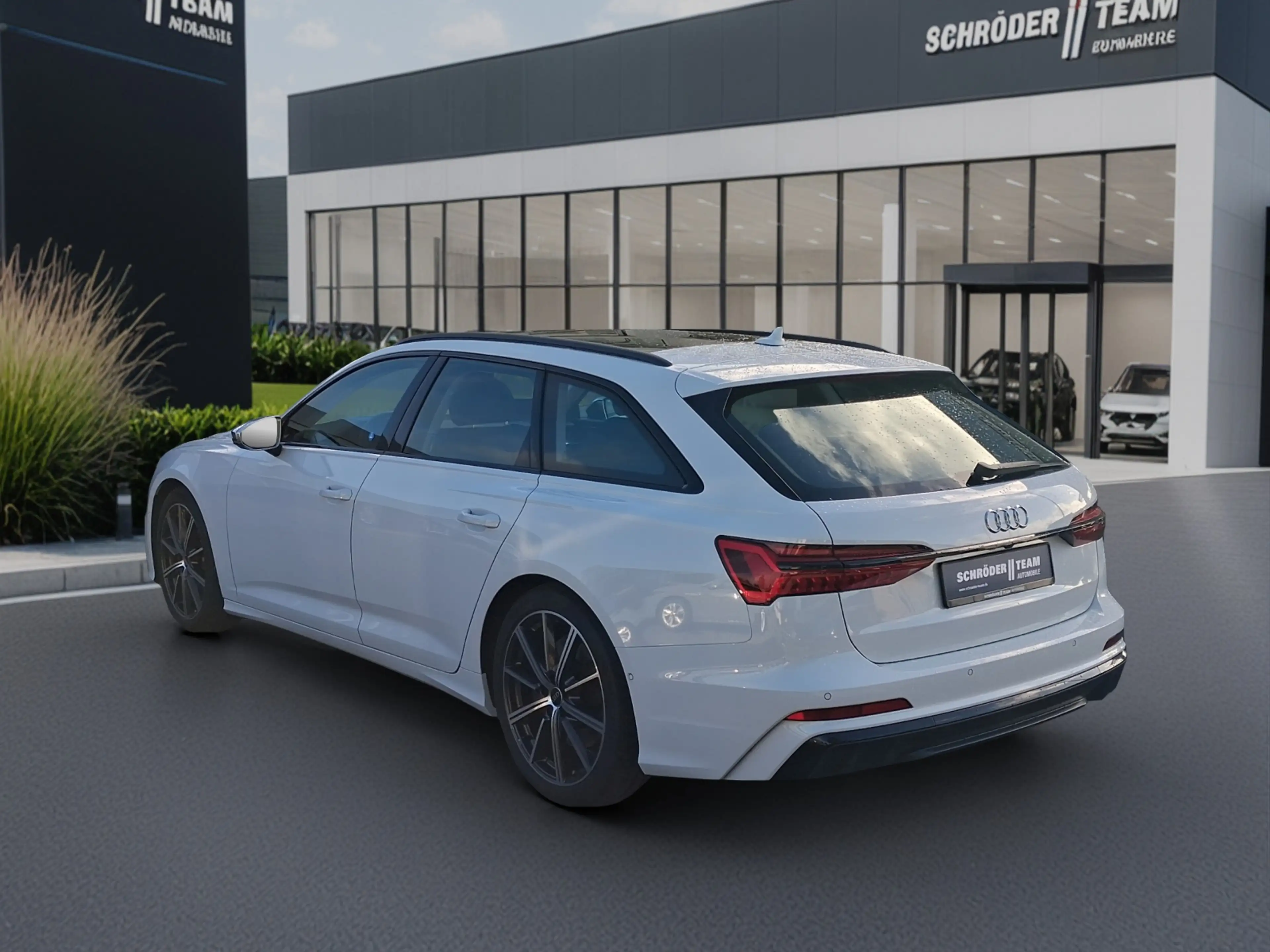 Audi S6 Avant 3.0 TDI quattro Pano Matrix ACC Ambiente ... — photo 3