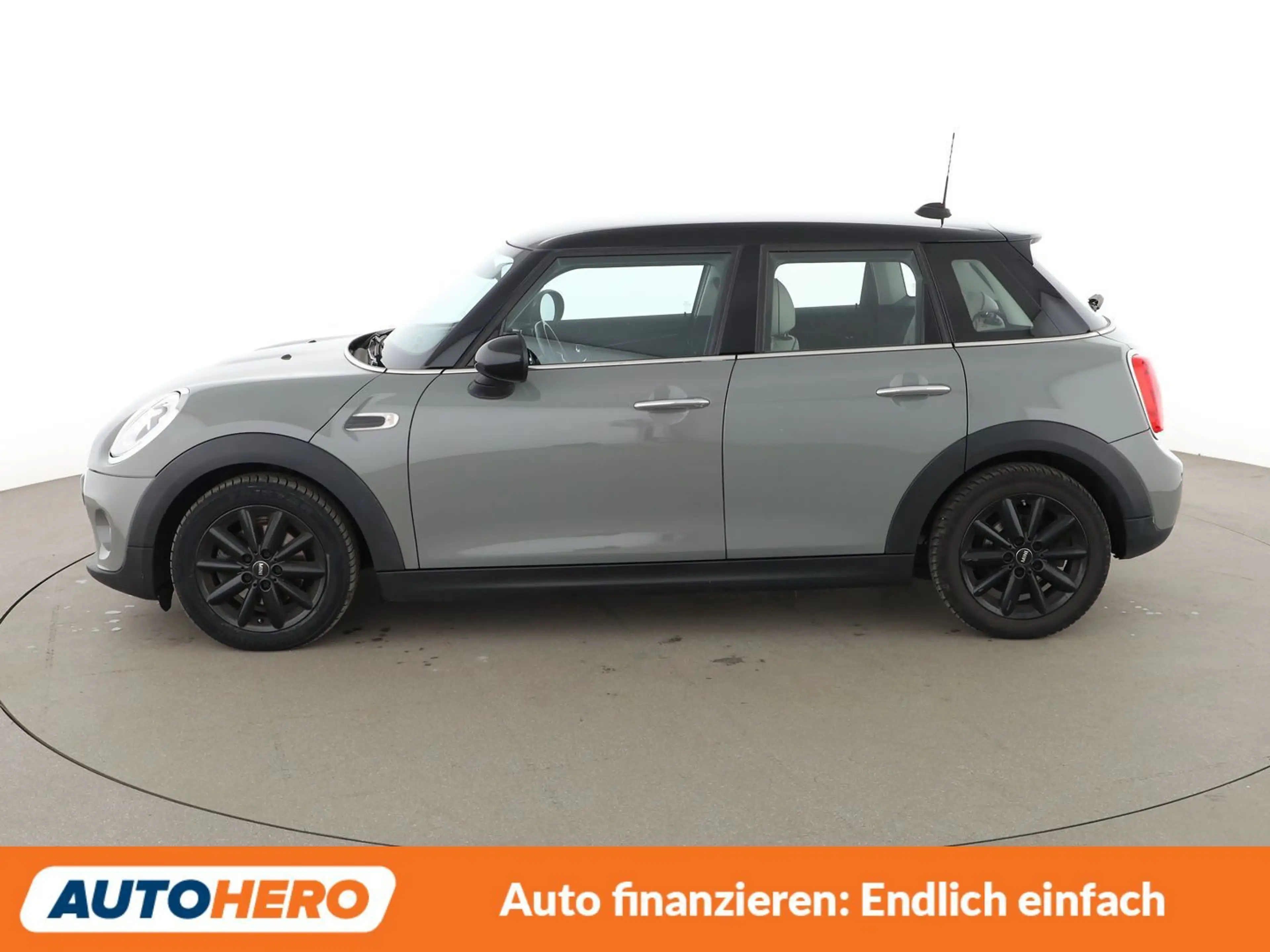 MINI Cooper D Cooper D Aut.*NAVI*LED*TEMPO*PDC*SHZ* — photo 3