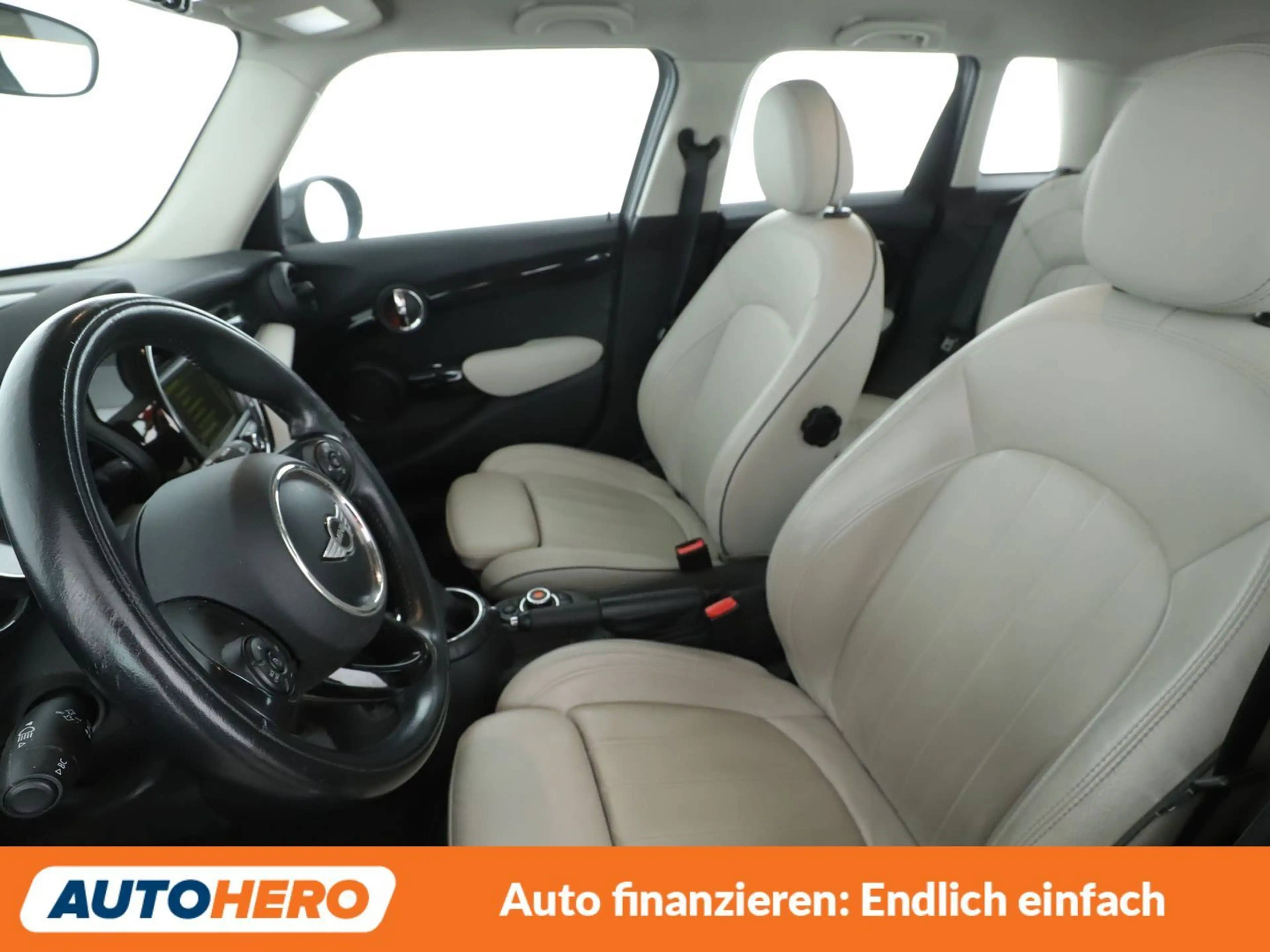 MINI Cooper D Cooper D Aut.*NAVI*LED*TEMPO*PDC*SHZ* — photo 10
