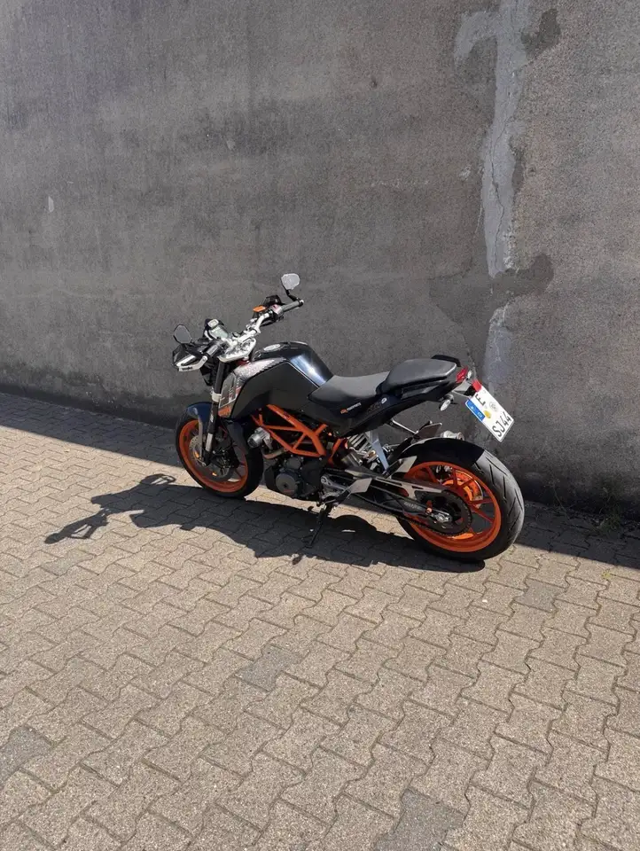 KTM 390 Duke
