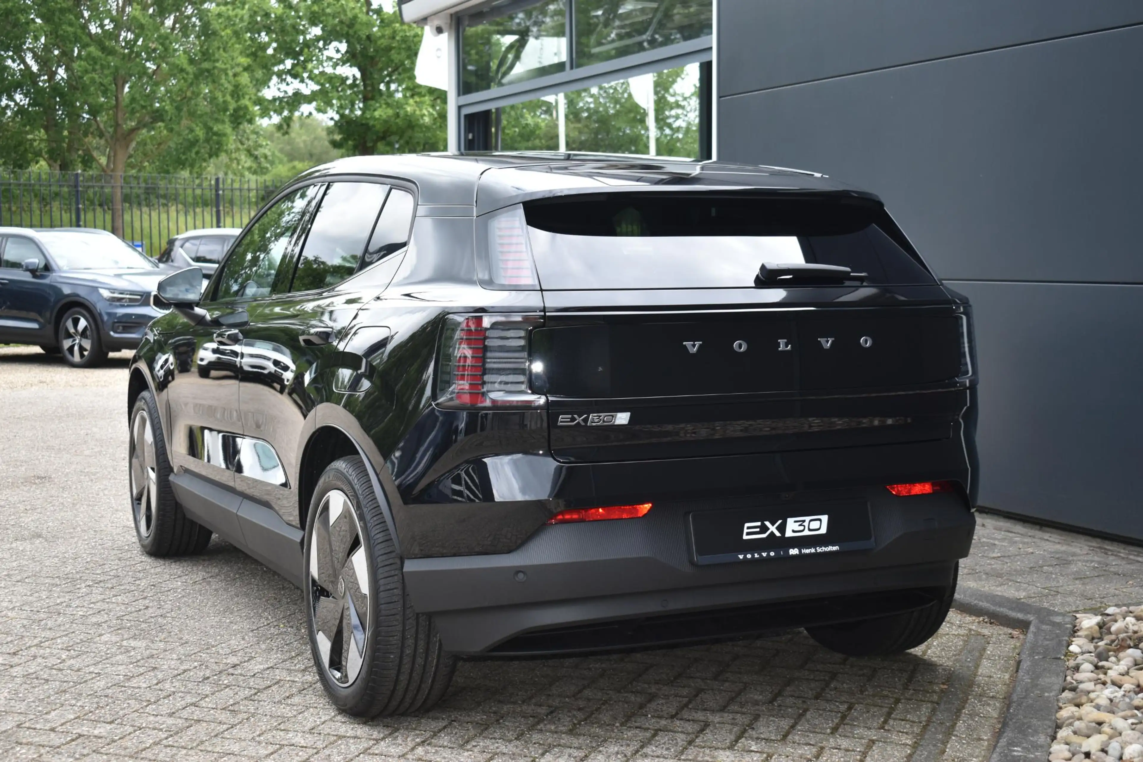Volvo EX30 P5 Long Range Plus Europa 69 kWh | DEMO DEAL! | Ha — photo 2