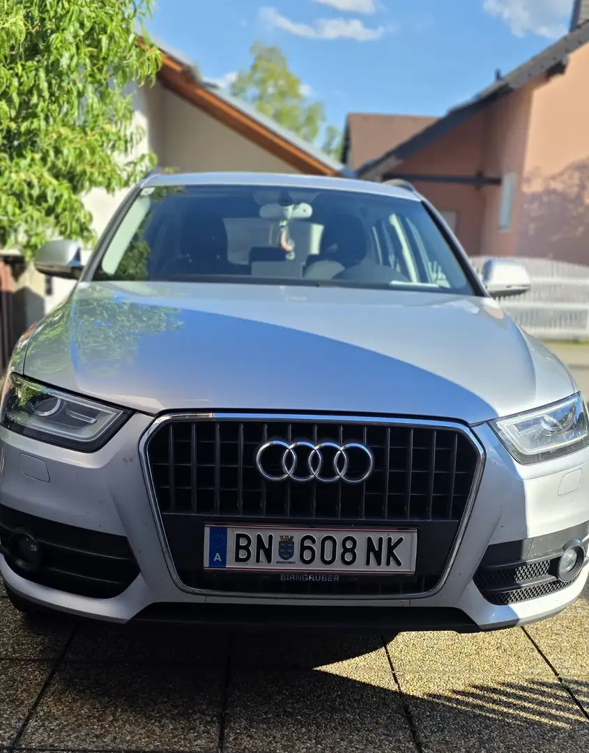 Audi Q3 2.0 TDI - 1
