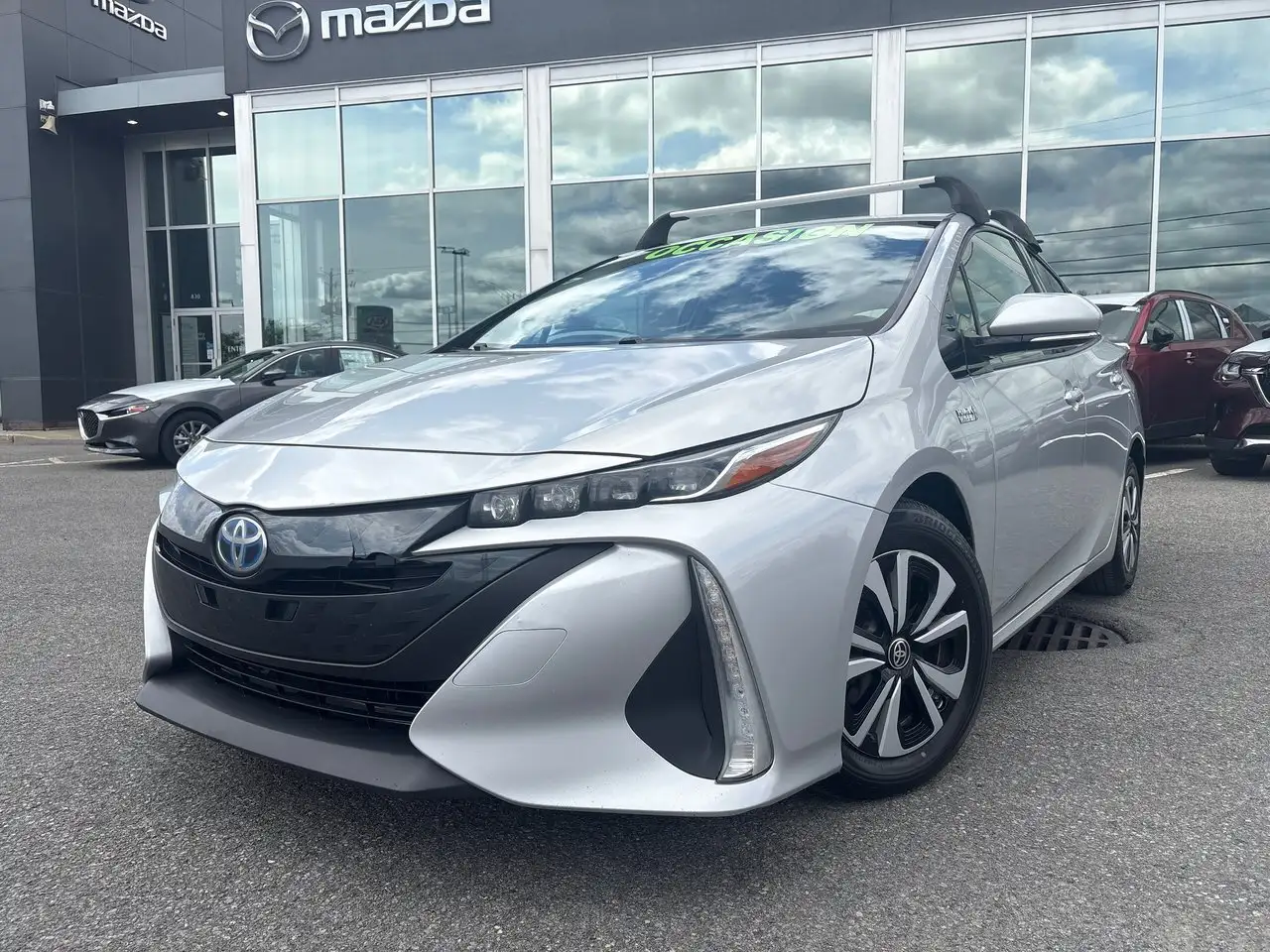 Toyota Prius Prime снимка Toyota Prius Prime