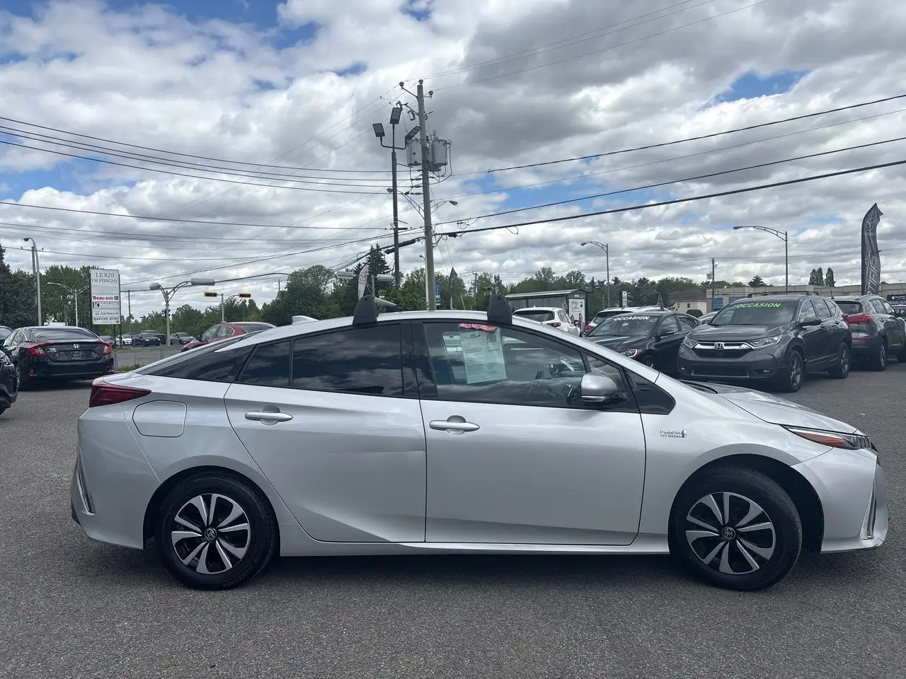 Toyota Prius Prime снимка Toyota Prius Prime