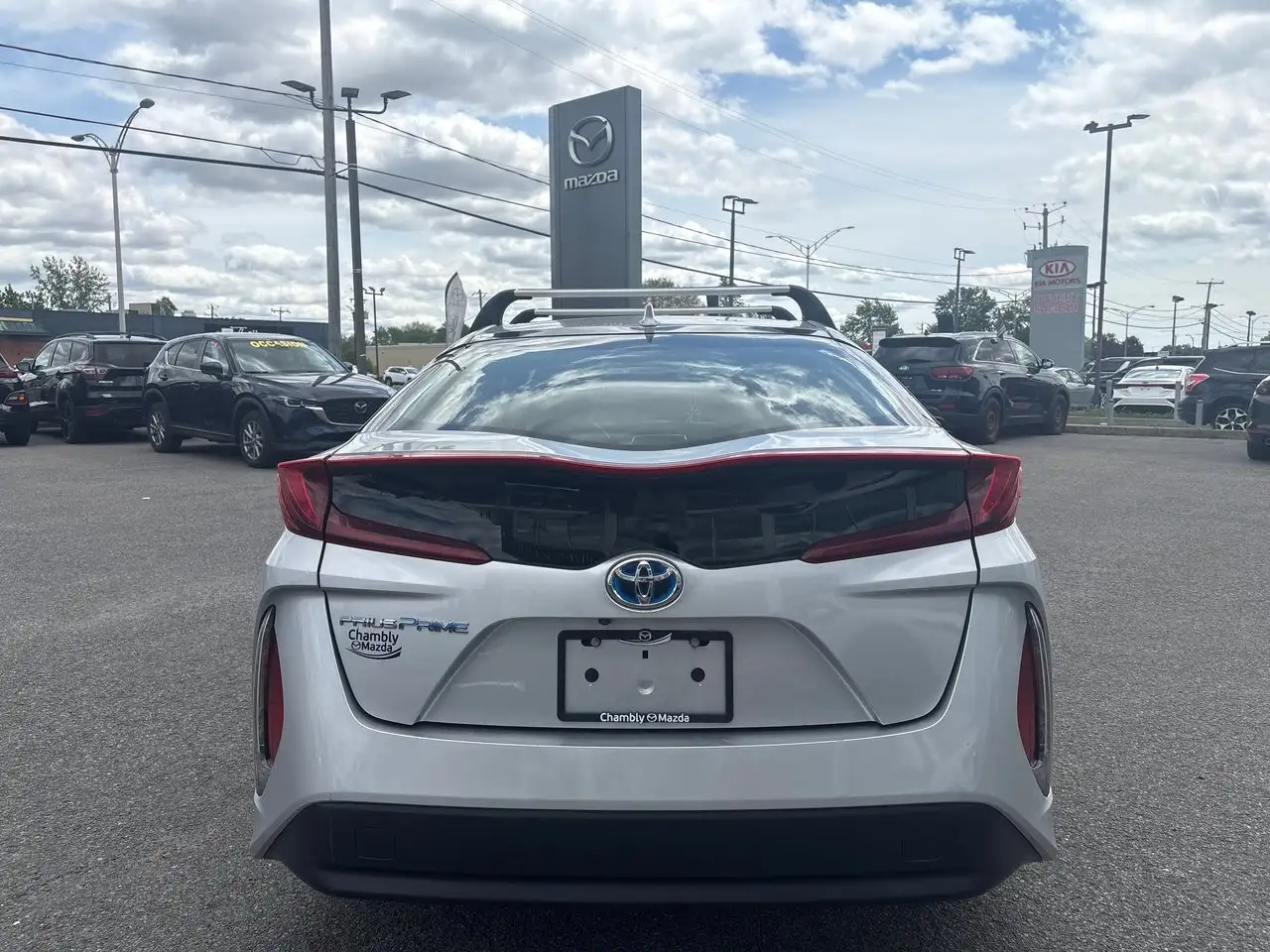 Toyota Prius Prime снимка Toyota Prius Prime