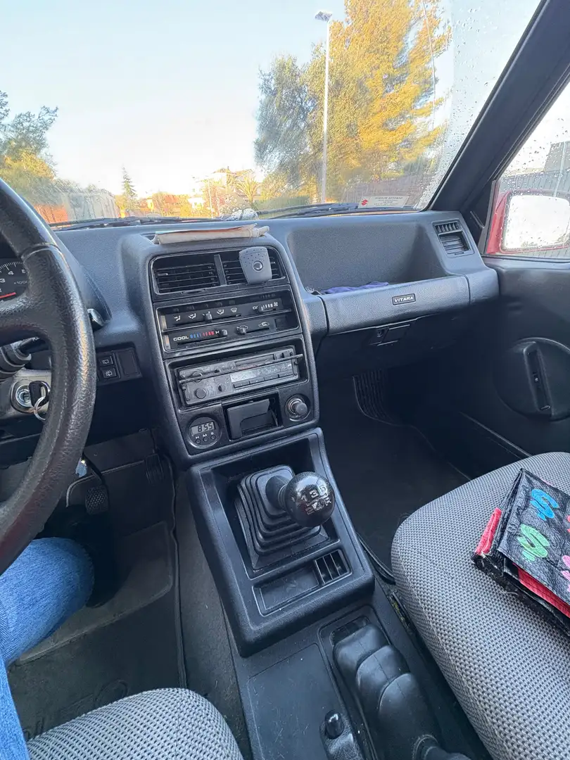 Suzuki Vitara 1.6 Hard Top Standard Roşu - 1