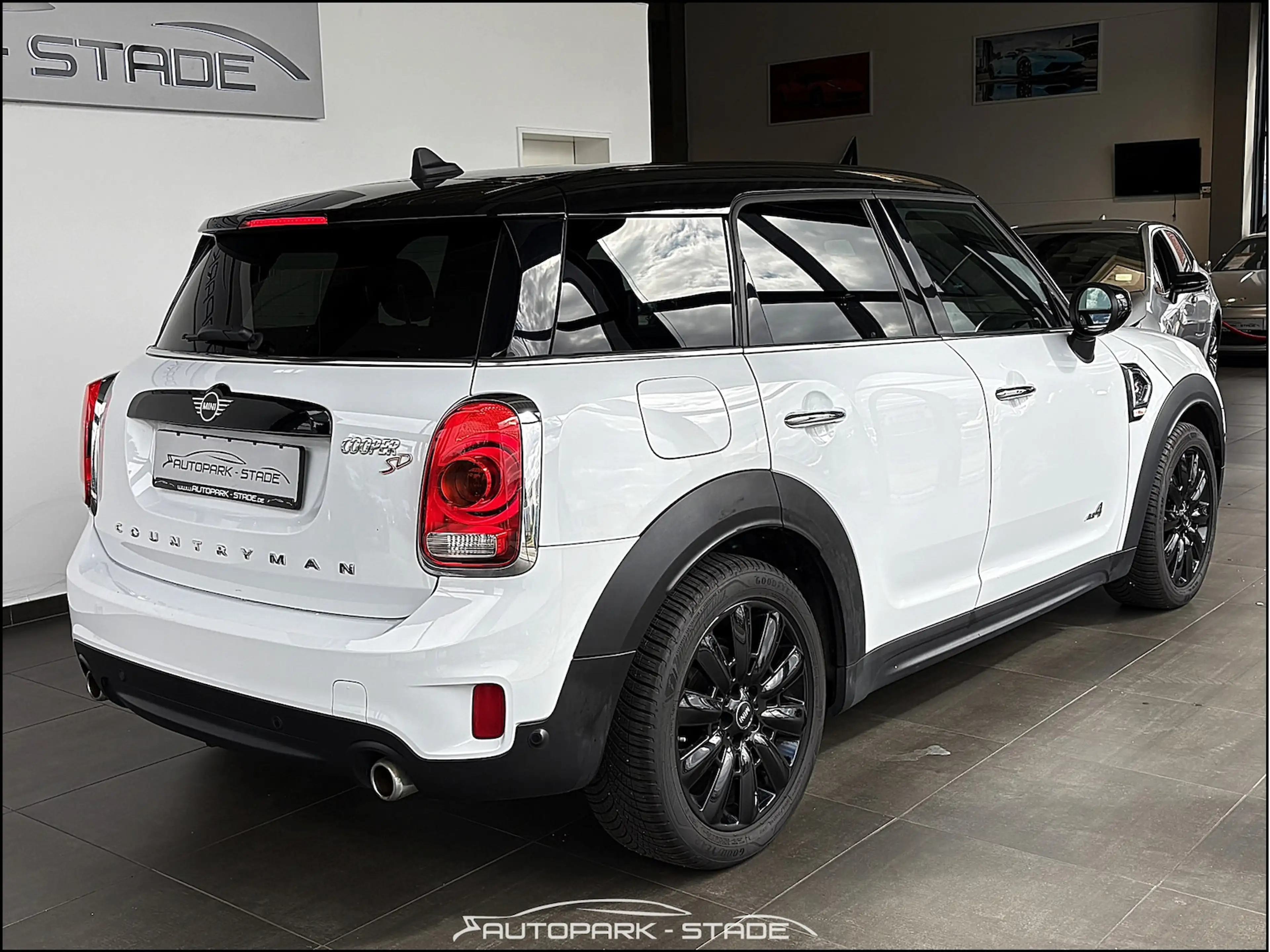 MINI Cooper SD Countryman All4 Aut. Temp. LED Assist — photo 6