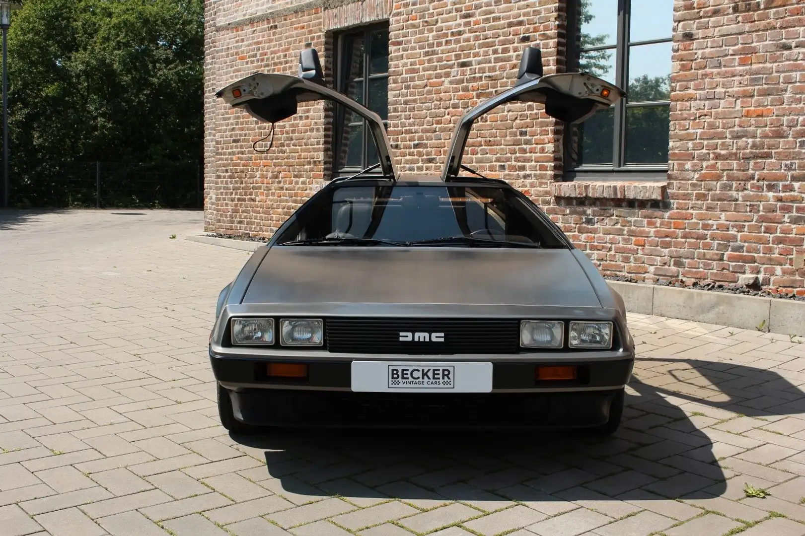 Delorean DMC-12 Silber - 2