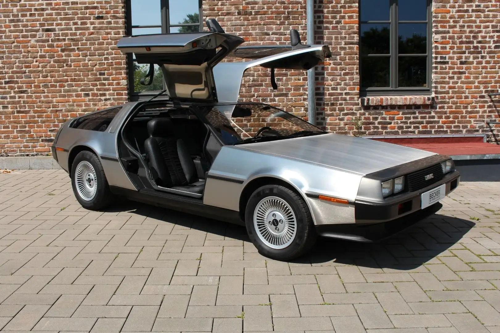 Delorean DMC-12 Silber - 1