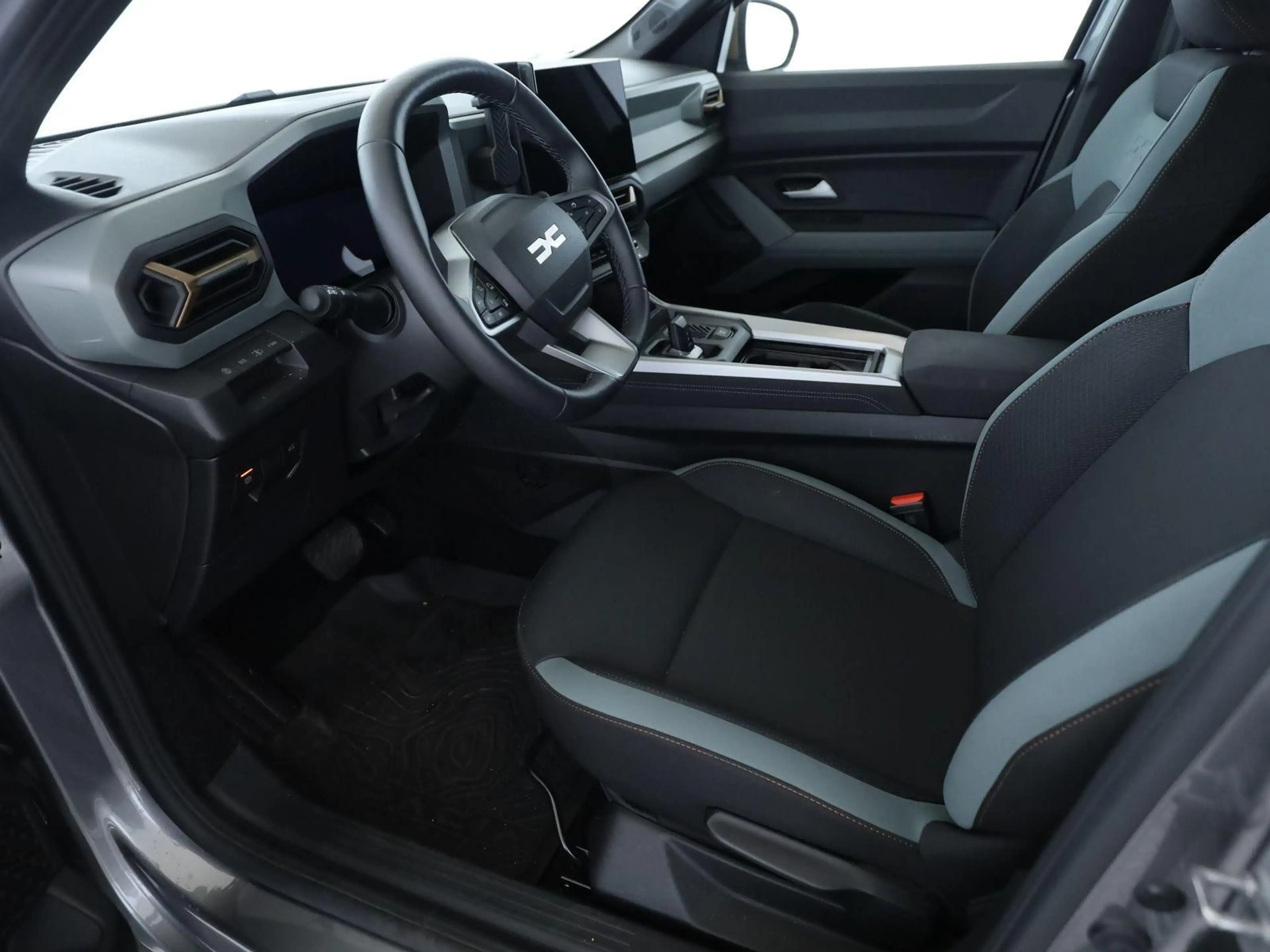 Dacia Bigster BIGSTER Extreme hybrid 155 — photo 12