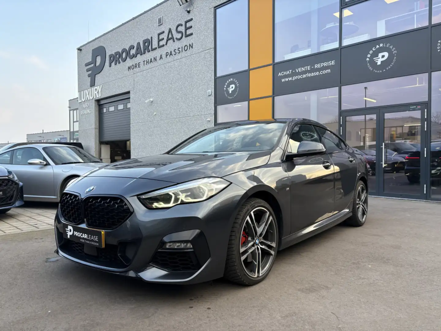 BMW 218 Gran Coupe PACK M Gris - 1