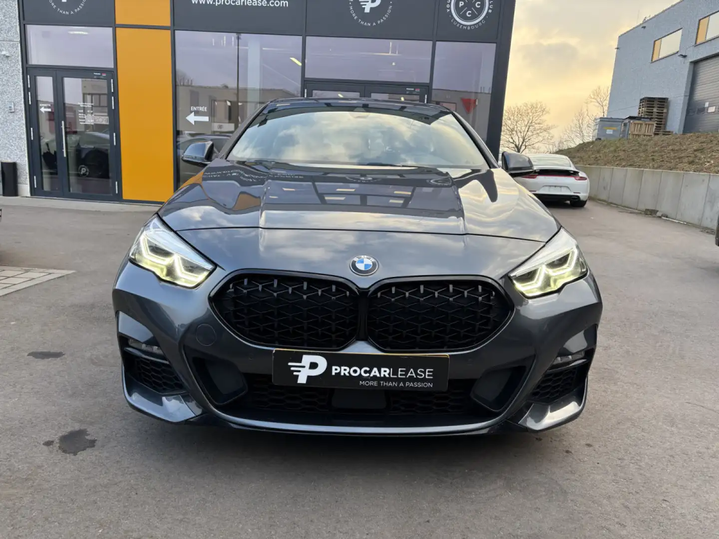 BMW 218 Gran Coupe PACK M Gris - 2