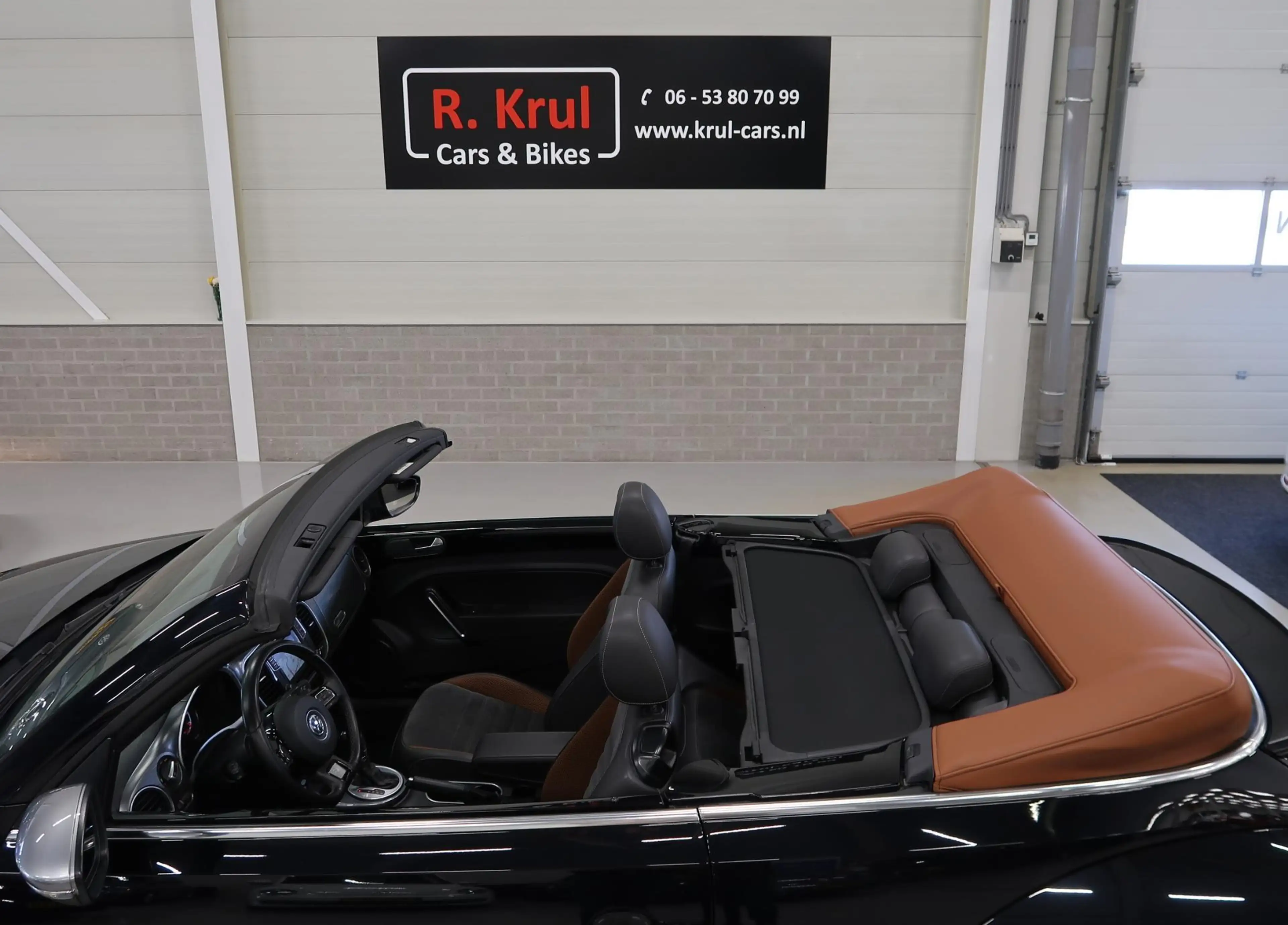 Volkswagen Beetle Cabriolet 1.4 TSI Karmann 150pk Automaat Leer/Alca — photo 42