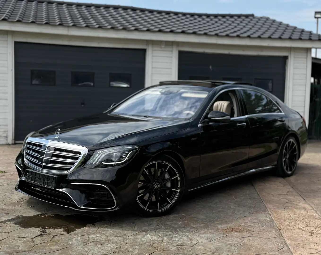 Mercedes-Benz S 560 lang 4MATIC AMG CHAFFEUR Pano Soft Brabus Deutsch - 1