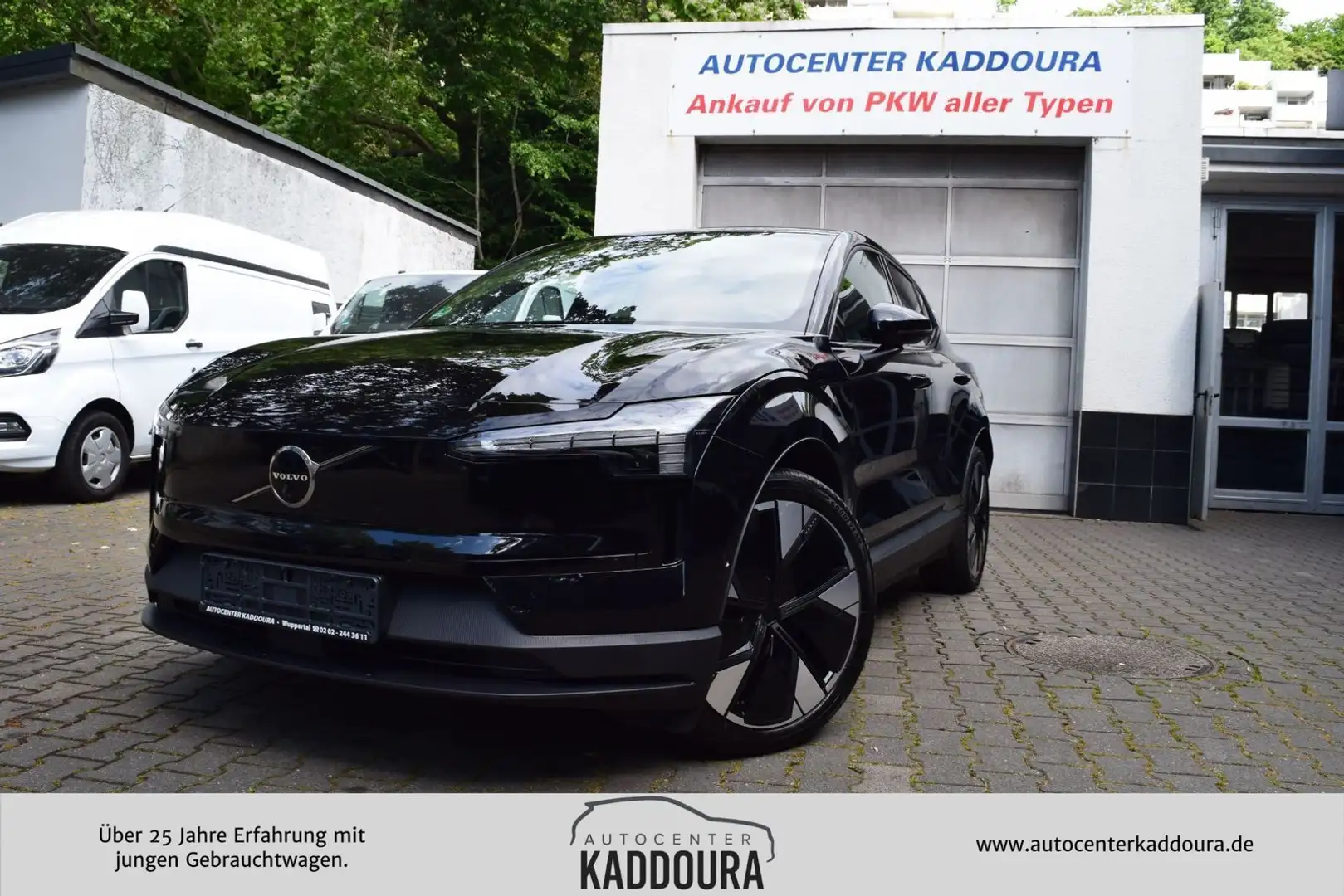 Volvo EX30 Twin Performance AWD Ultra Pano,H&K,20",Bli Schwarz - 1