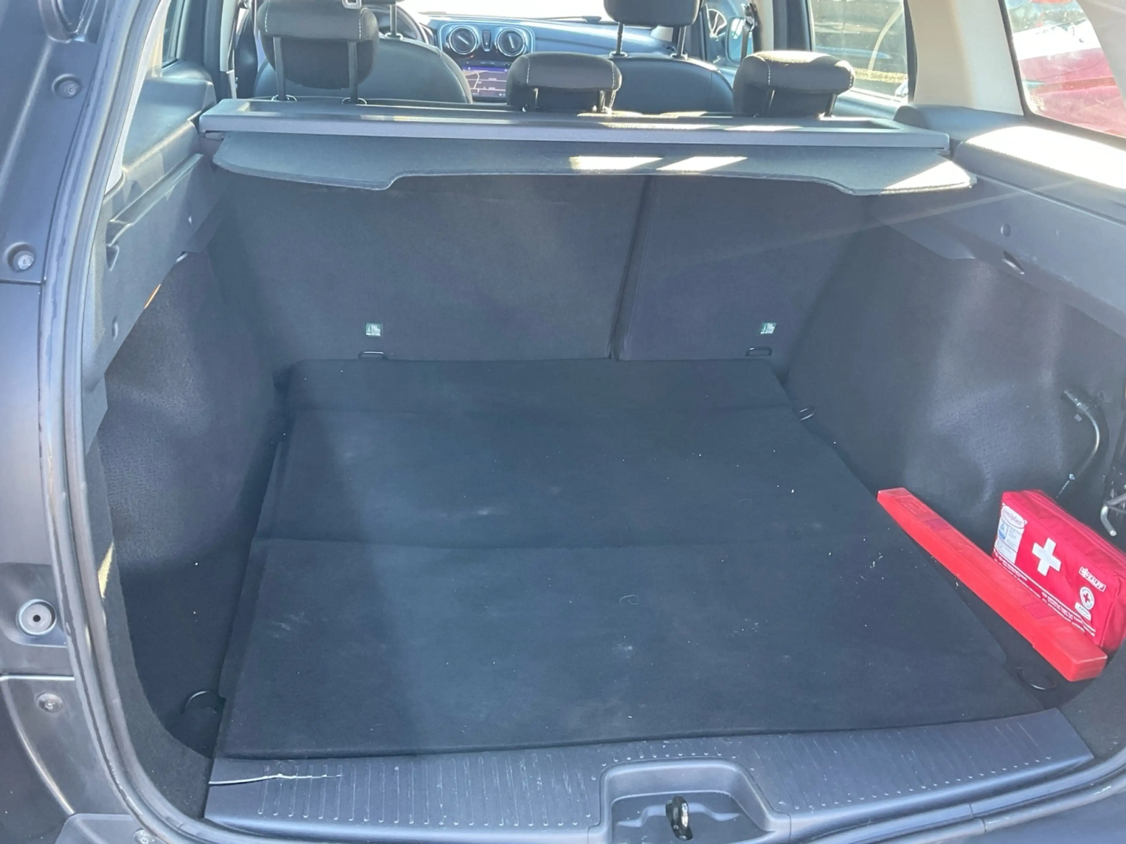 Dacia Logan TCe 90 MCV Stepway/Navi/Kamera — photo 6