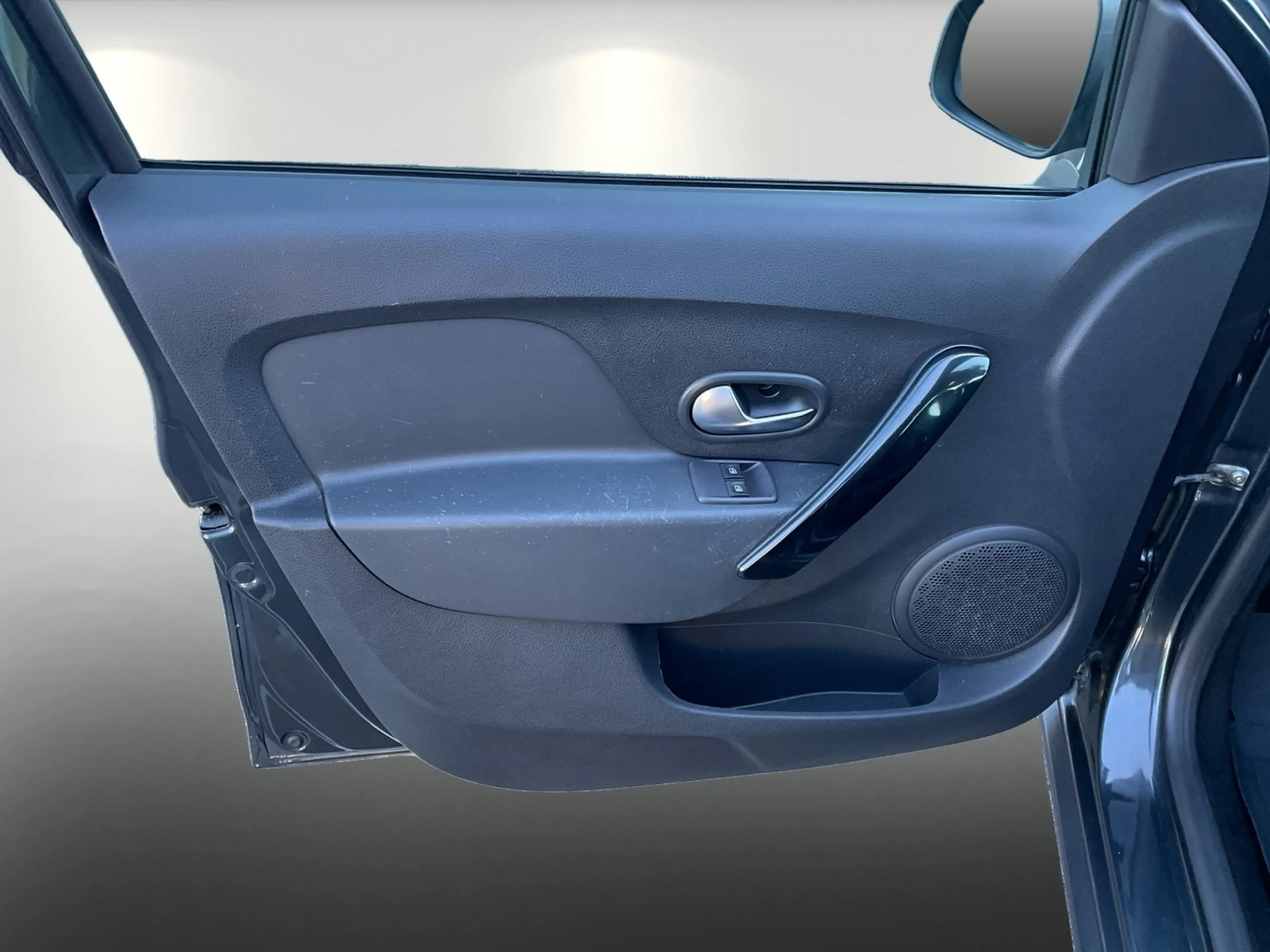Dacia Logan TCe 90 MCV Stepway/Navi/Kamera — photo 14