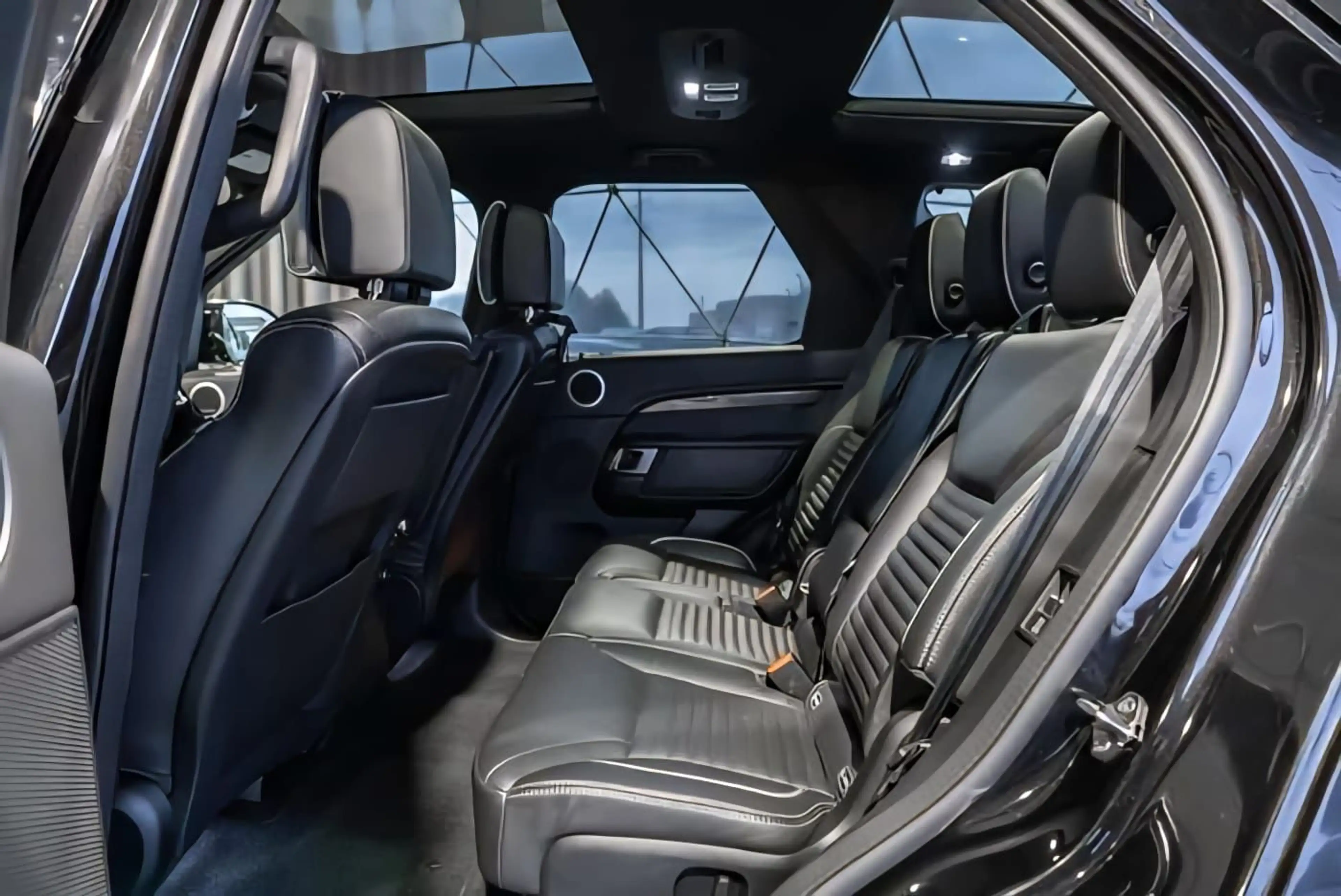 Land Rover Discovery HSE Luxury Si6/TOP Ausstattung/7-Sitze — photo 14