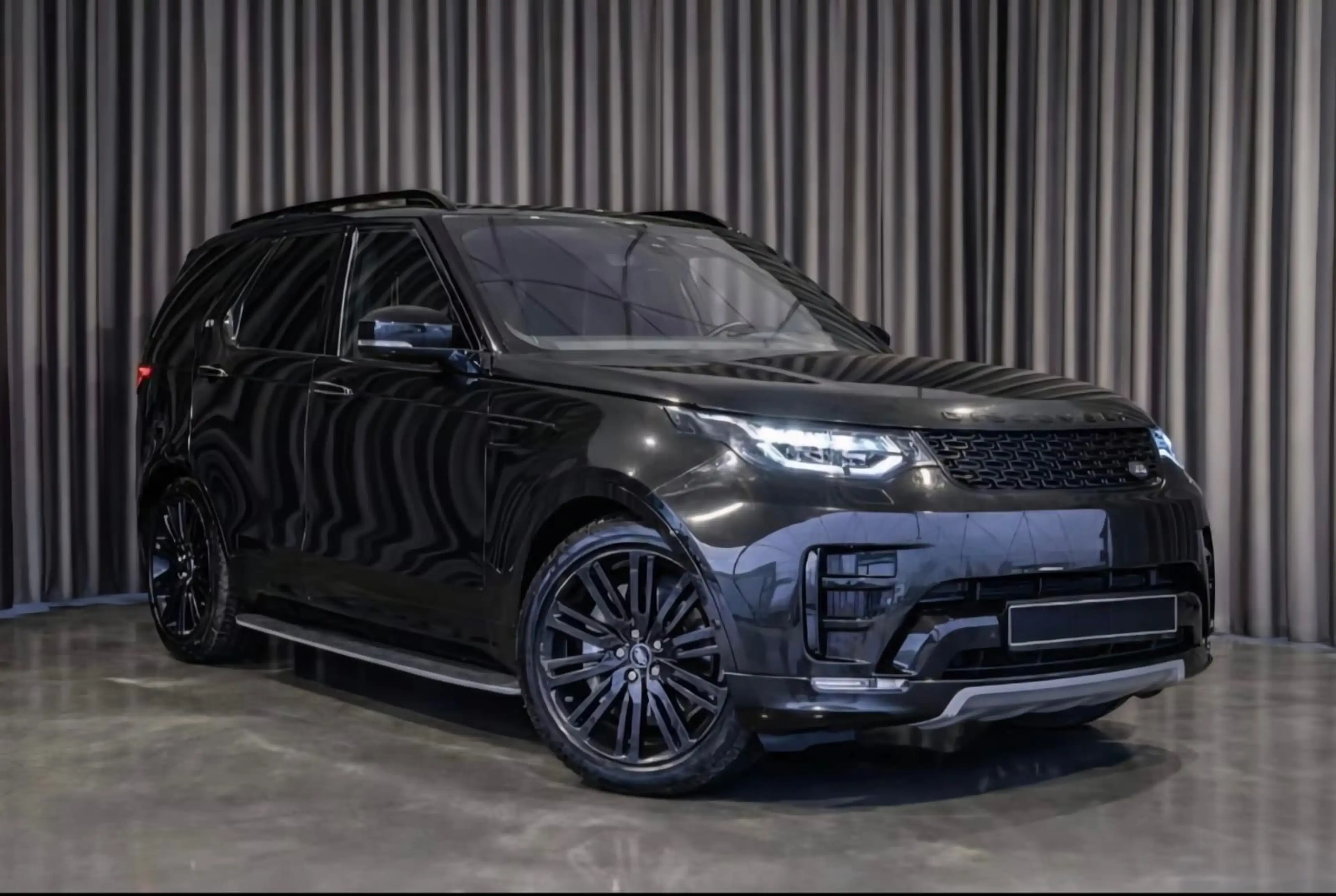 Land Rover Discovery HSE Luxury Si6/TOP Ausstattung/7-Sitze — photo 3