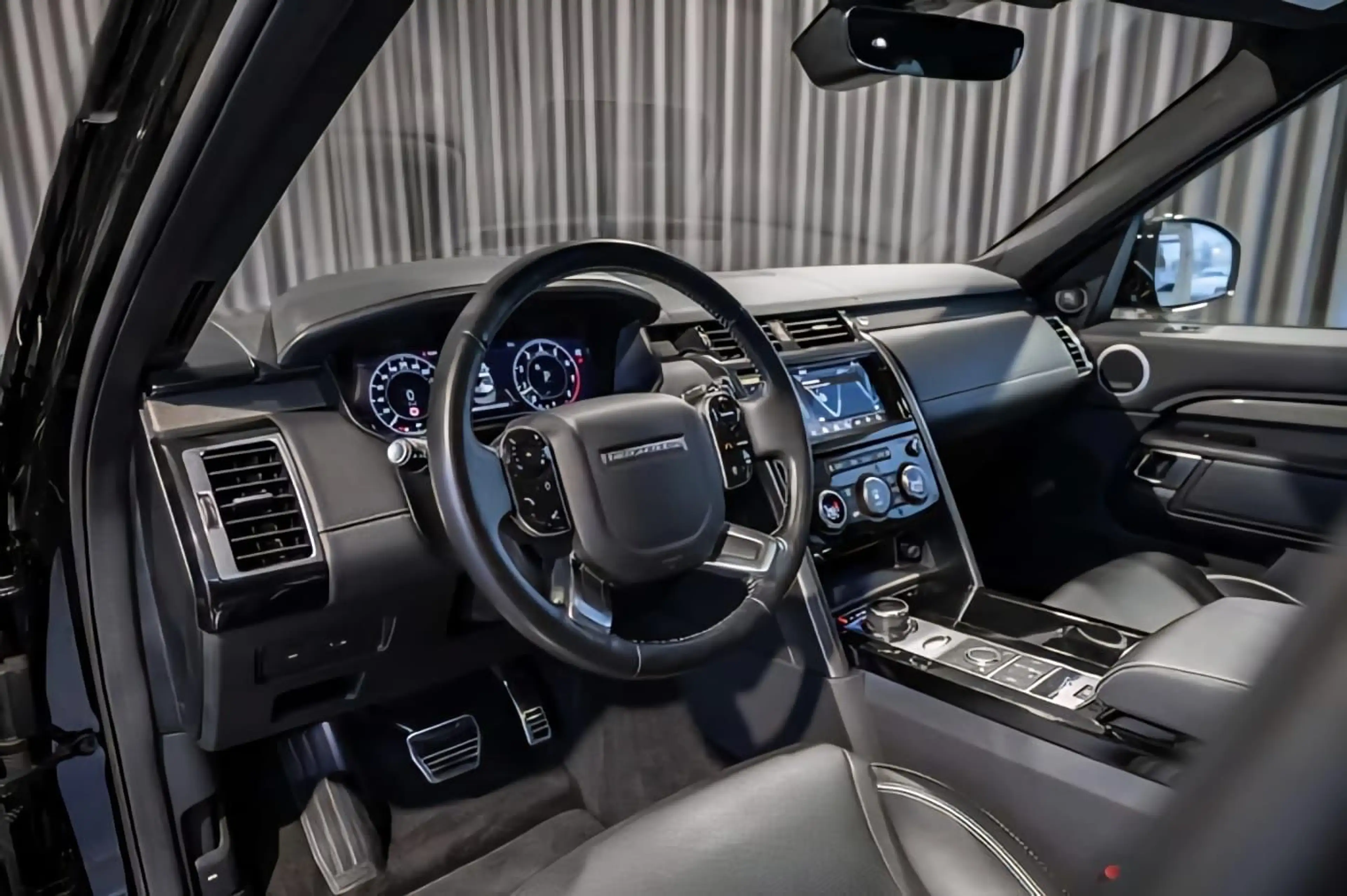 Land Rover Discovery HSE Luxury Si6/TOP Ausstattung/7-Sitze — photo 12