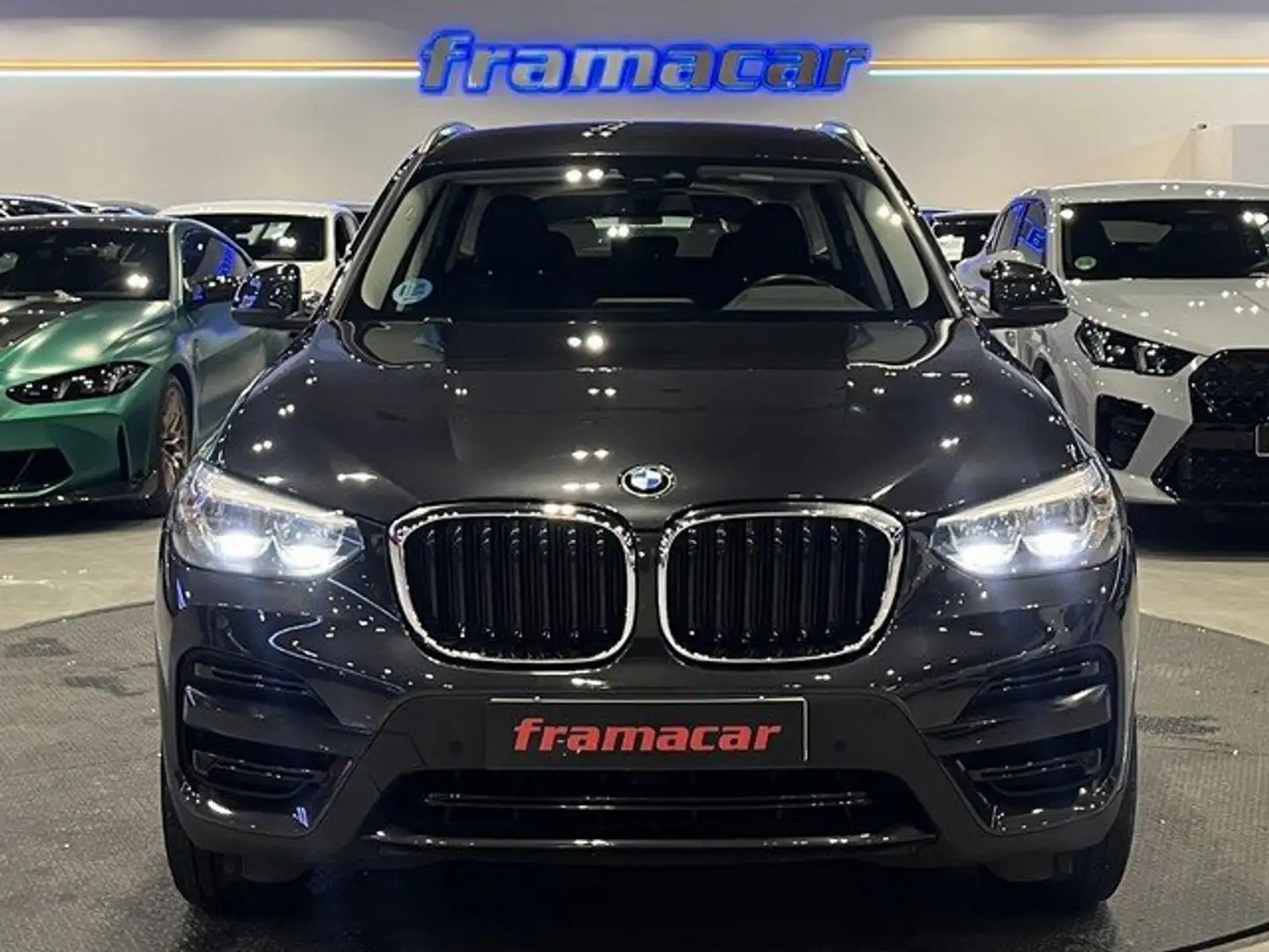 BMW X3 sDrive 18dA Gris - 2