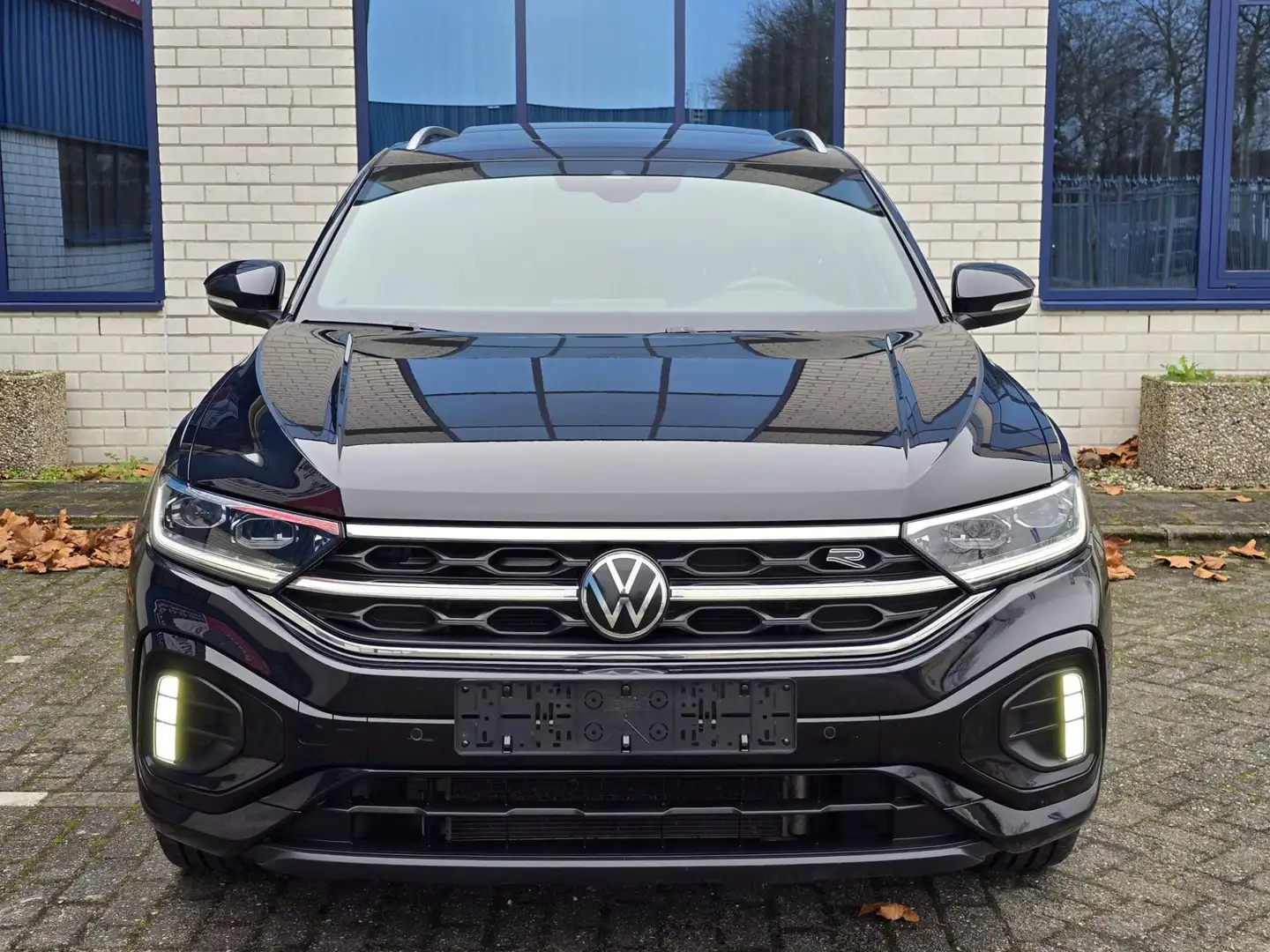Volkswagen T-Roc 1.5 TSI R-Line Carpass/Pano/Massage/DSG/Keyless/Fu Zwart - 2