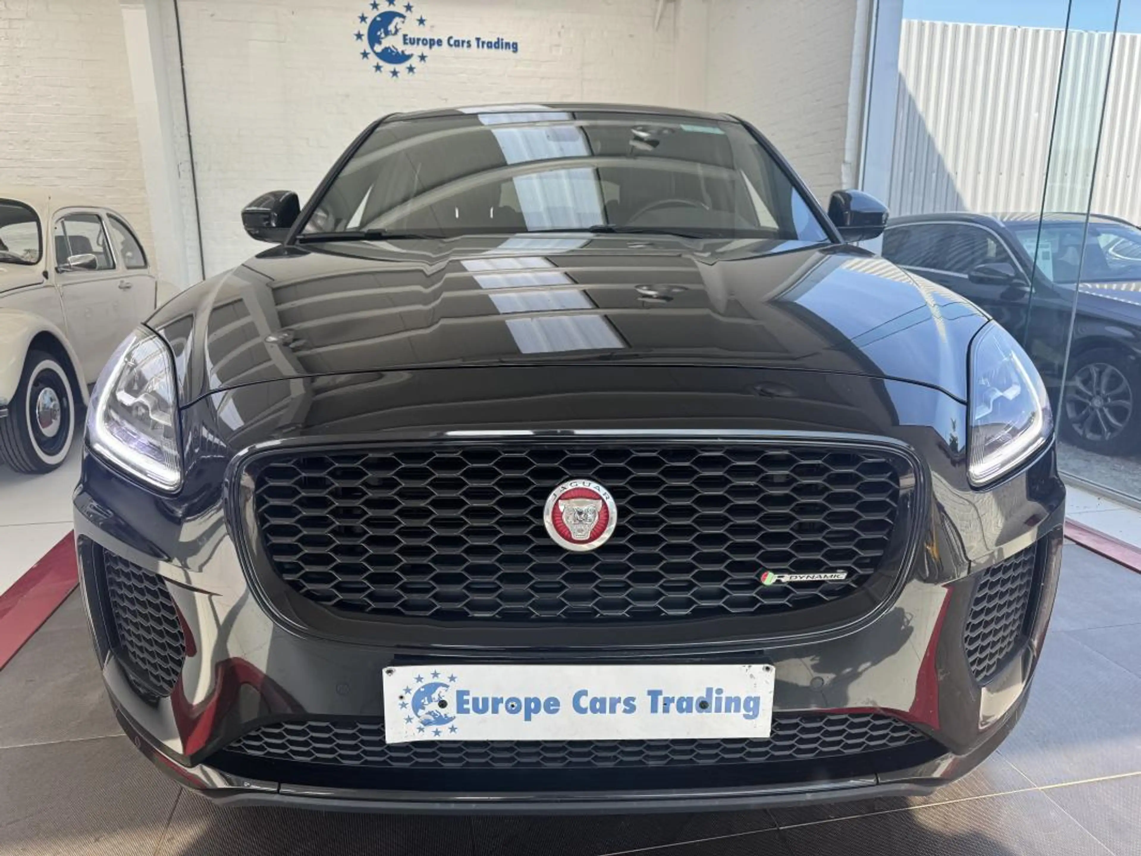 Jaguar E-Pace S R-DYNAMIC AWD D150 1er MAIN TOIT PANO CUIR GPS GAR 12M — photo 5
