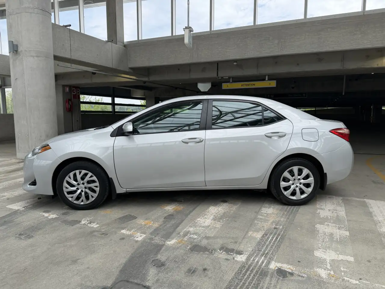 Toyota Corolla photo Toyota Corolla