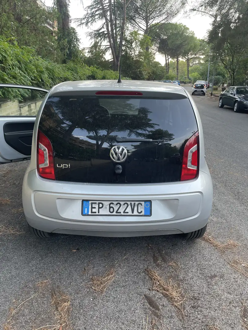 Volkswagen up! 3p 1.0 High - 2