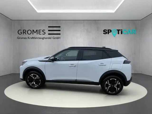 Peugeot 2008 view 6