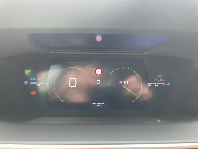Peugeot 2008 view 15